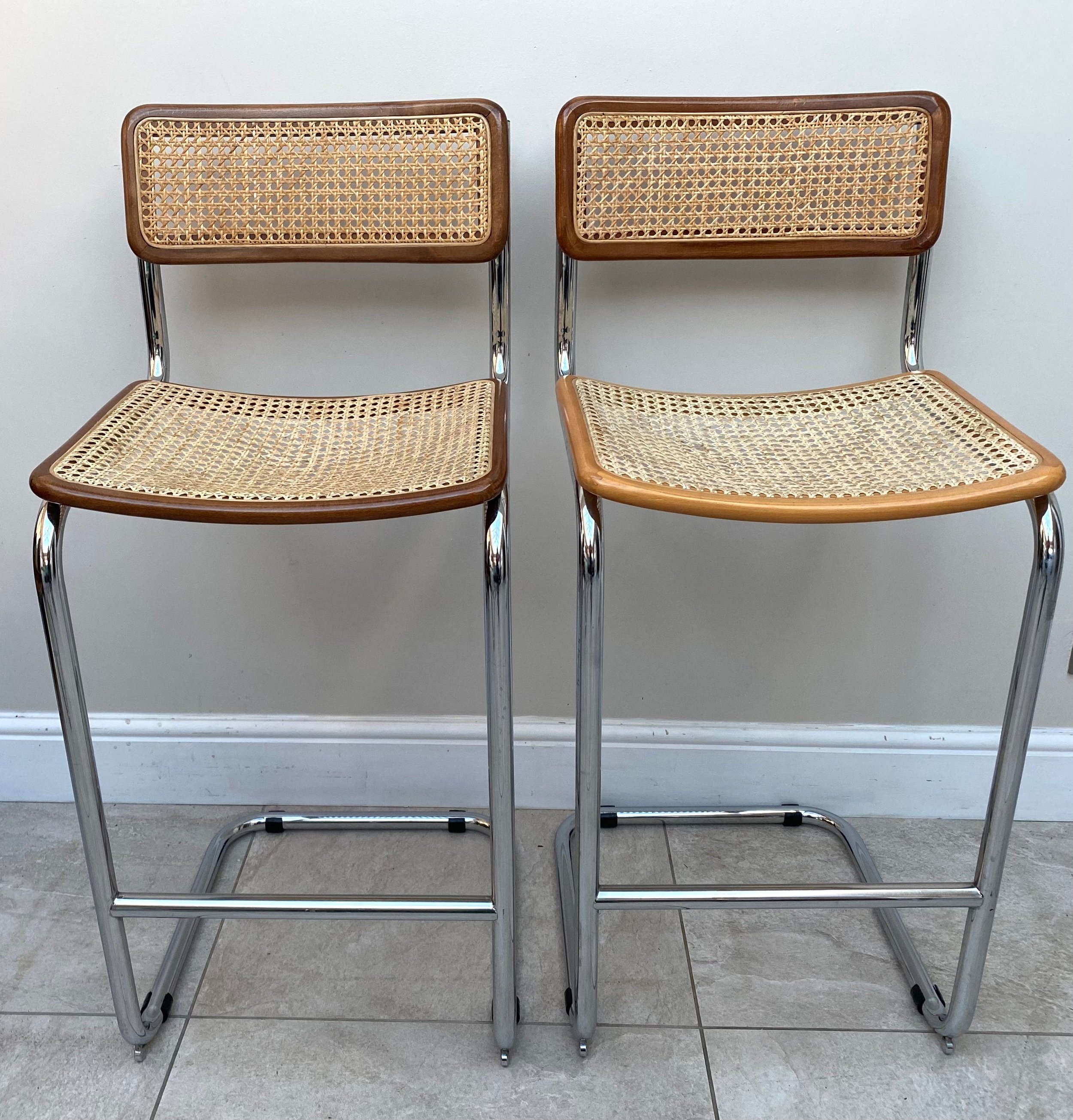 https://www.etsy.com/img/11230629/r/il/9ef115/4695358207/il_fullxfull.4695358207_o1i0.jpg