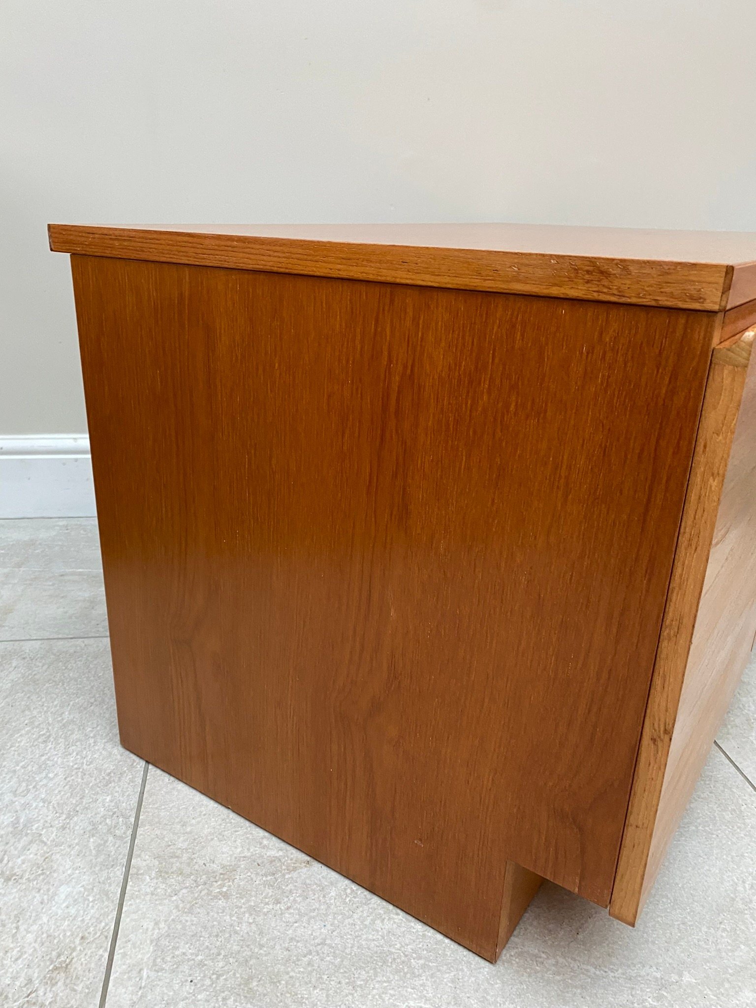 https://i.etsystatic.com/11230629/r/il/874ee3/4694799494/il_fullxfull.4694799494_ghg3.jpg