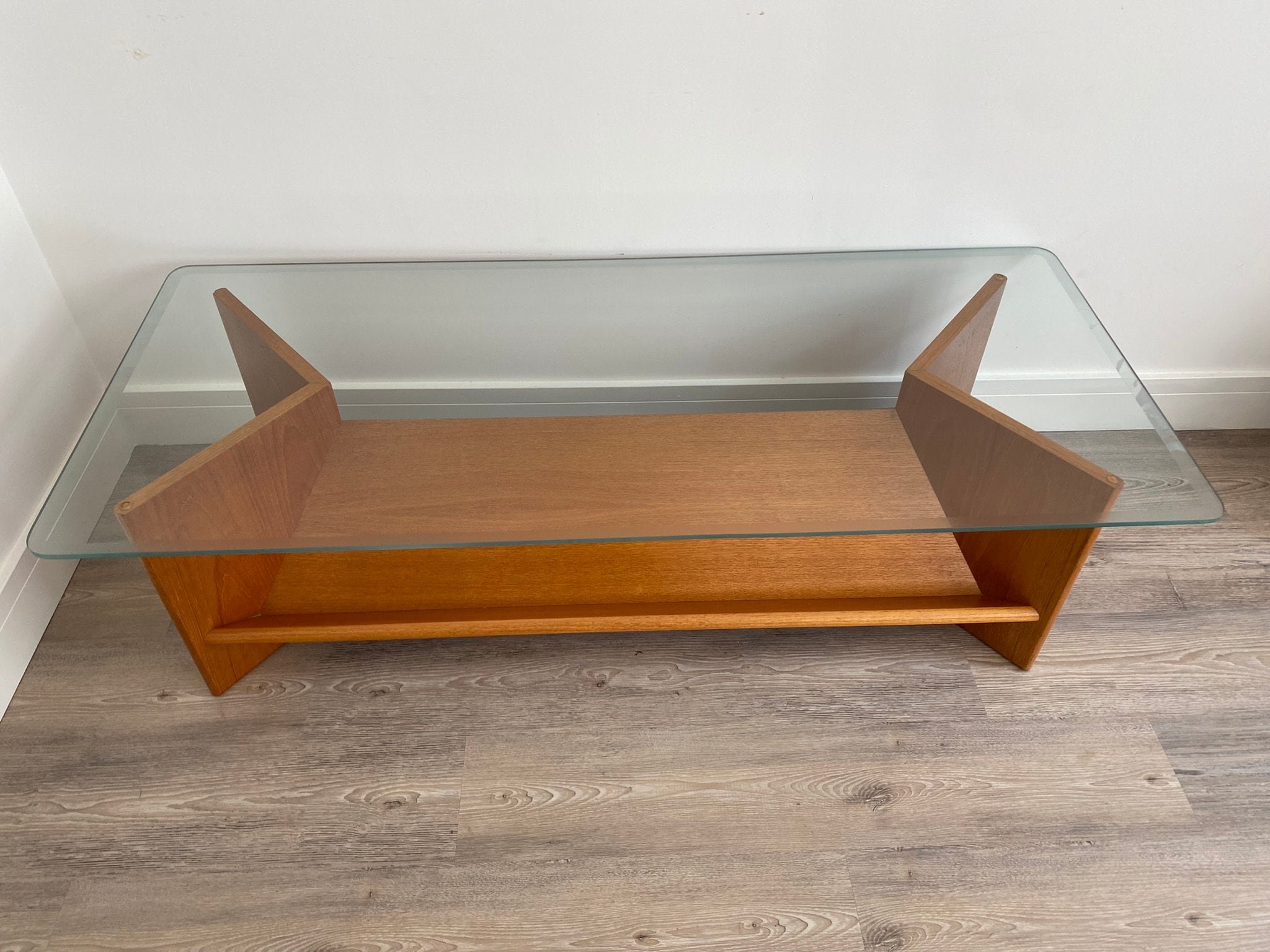https://i.etsystatic.com/11230629/r/il/67e9d3/5033600571/il_fullxfull.5033600571_9ve1.jpg