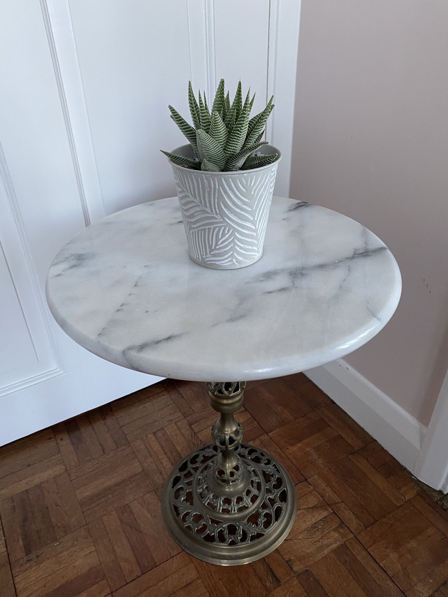https://i.etsystatic.com/11230629/r/il/98d7f8/5524373491/il_fullxfull.5524373491_6z02.jpg