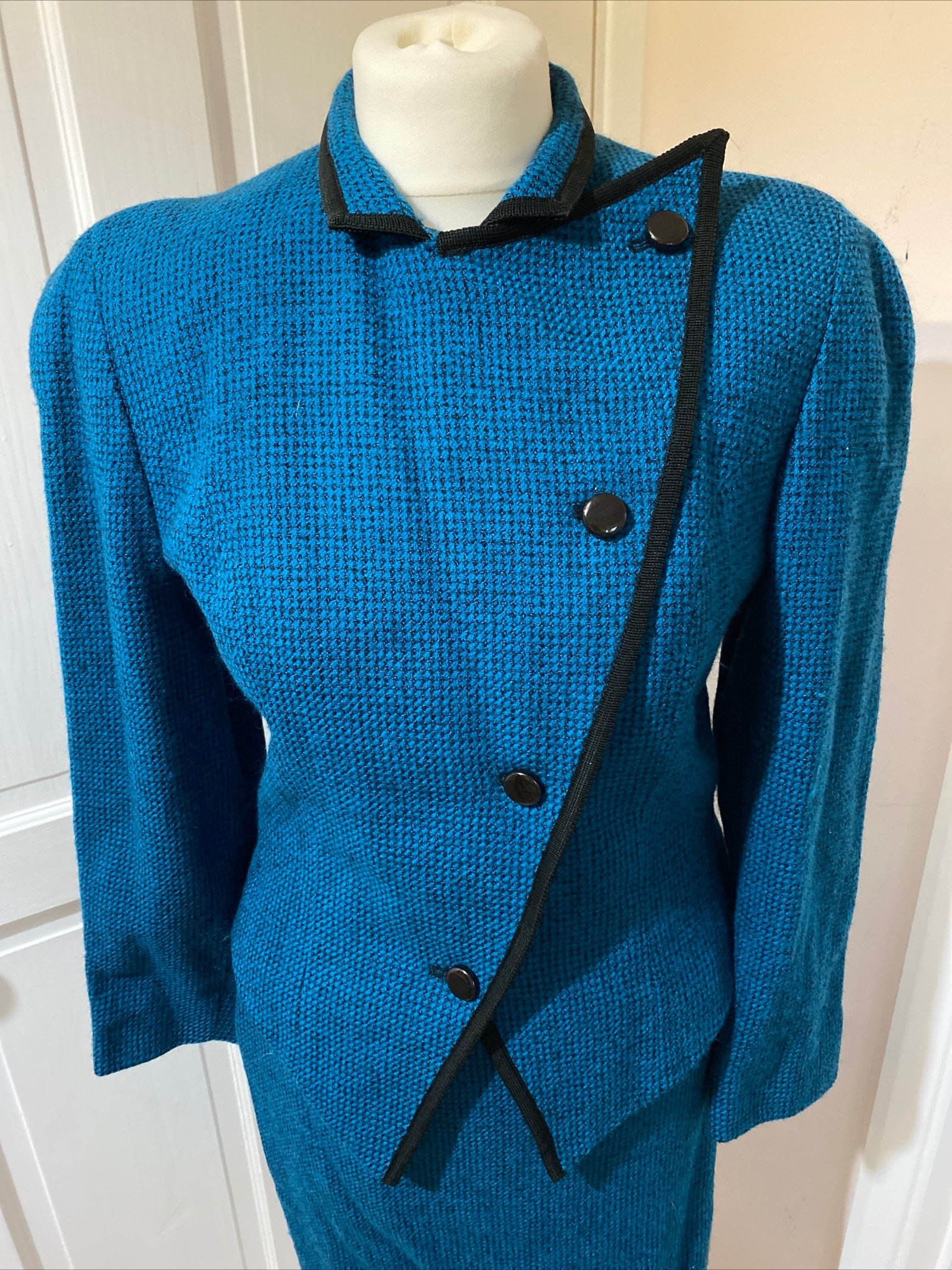 Original 1970s Vintage Aquascutum Skirt With Jacket Size 10 Blue Black