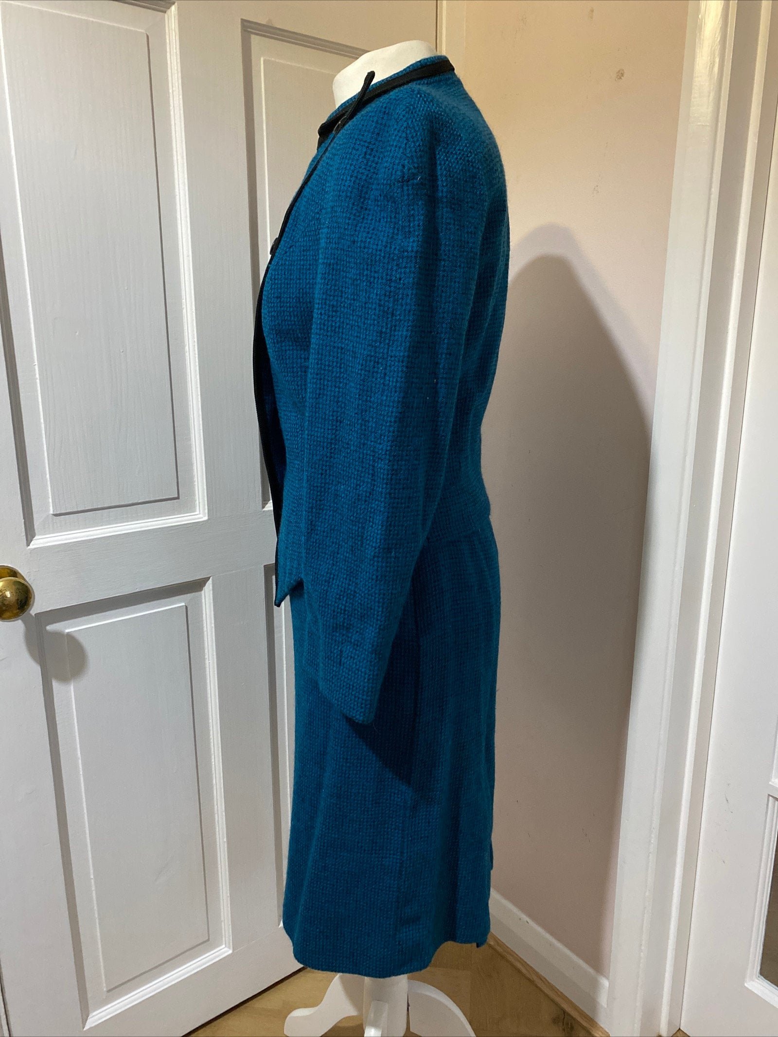Original 1970s Vintage Aquascutum Skirt With Jacket Size 10 Blue Black