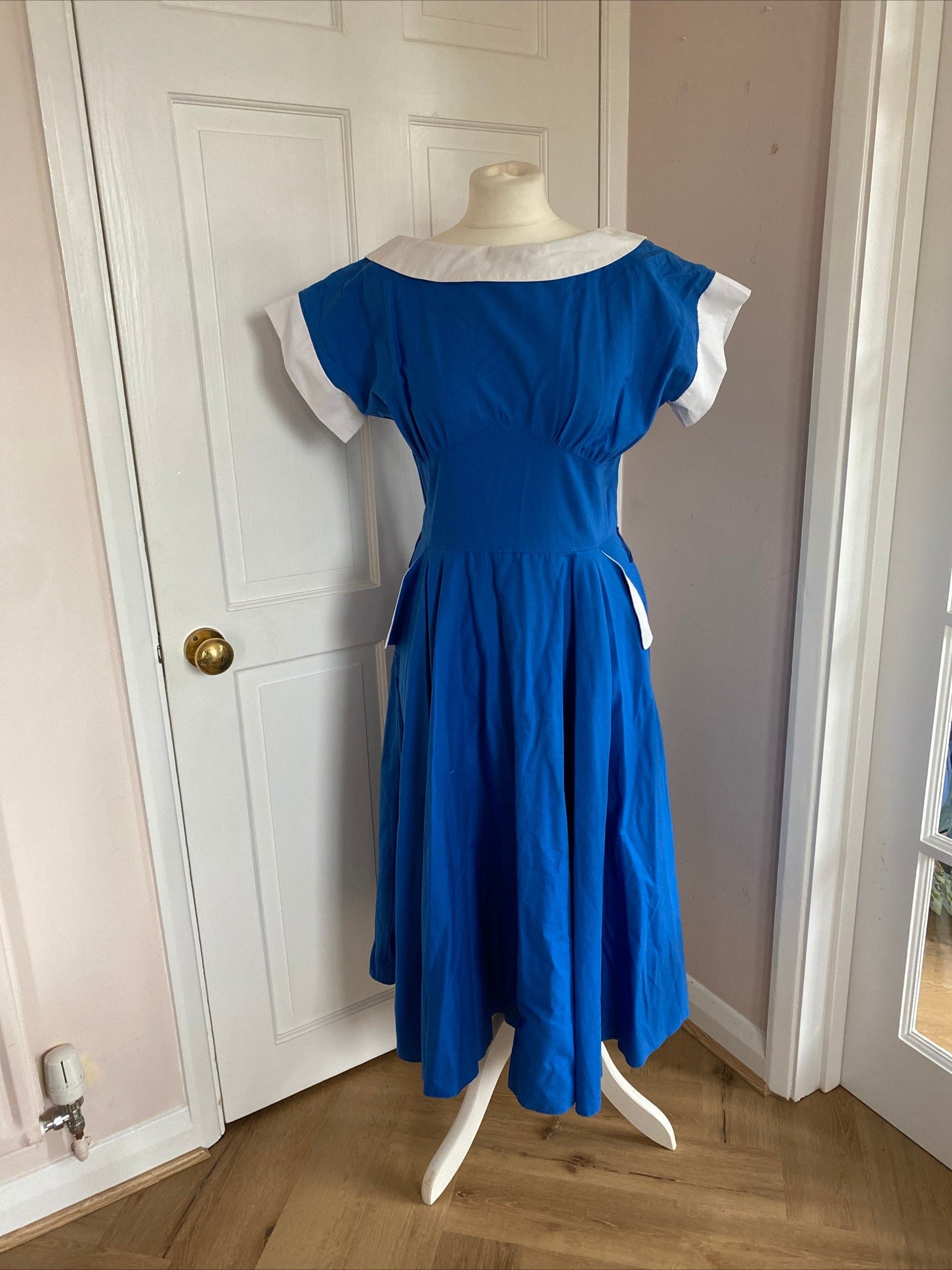 Original 1960s Vintage Richards Dress Size 16 Blue White