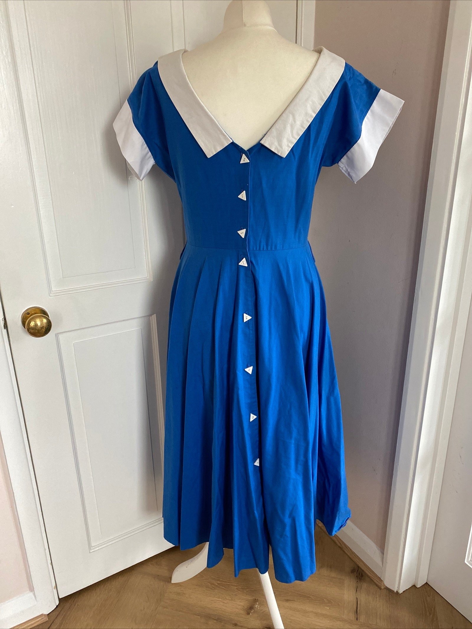 Original 1960s Vintage Richards Dress Size 16 Blue White