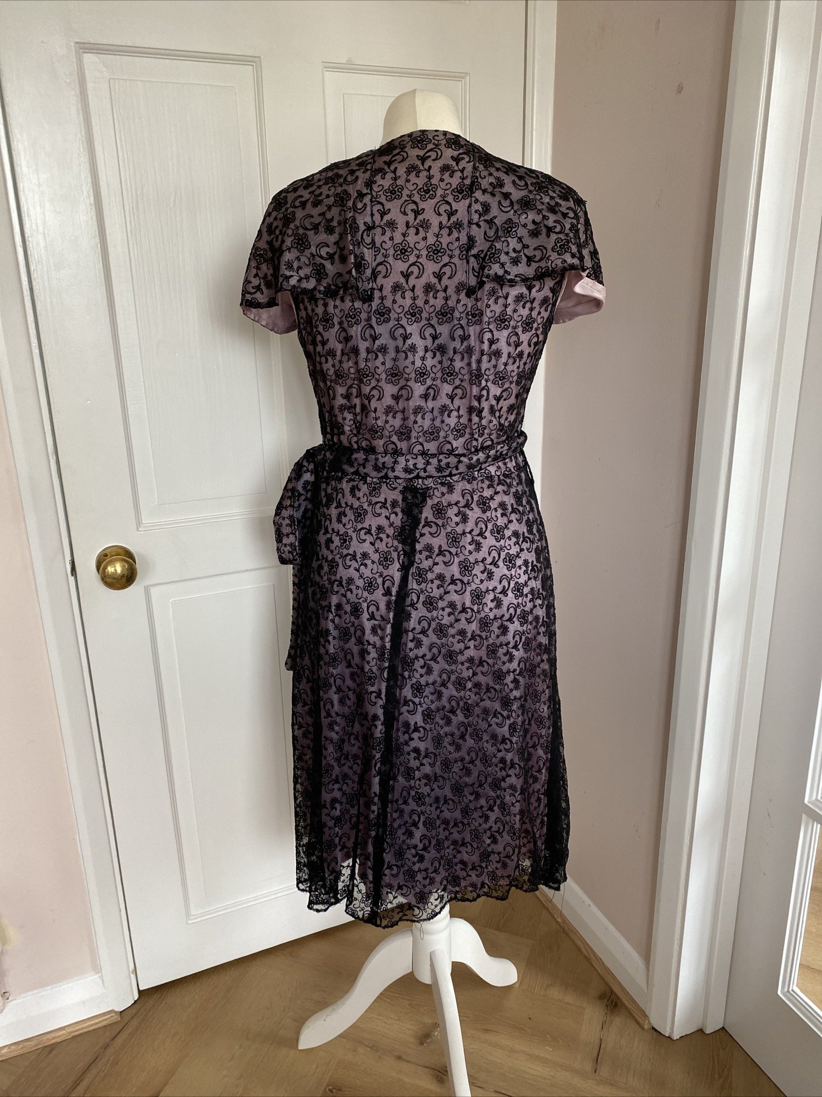 https://i.etsystatic.com/11230629/r/il/9497b2/5872010468/il_fullxfull.5872010468_i8ca.jpg