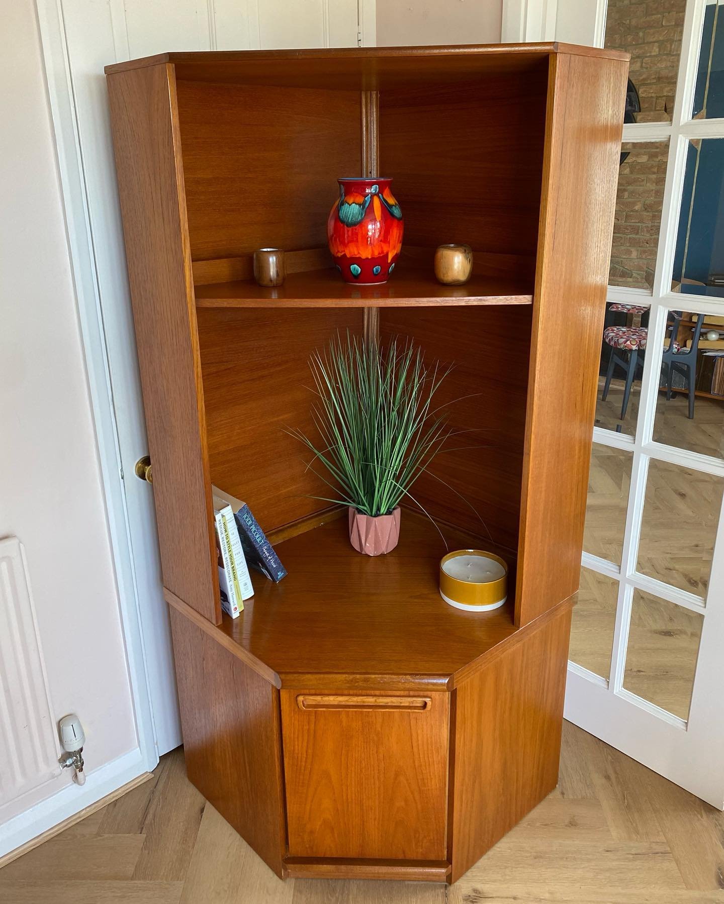 Just refurbished!

This mid century teak corner unit is now available from my shop. It came to me very run down and has been affected by damp. I cleaned it, dried it out, repaired it, rubbed it down and oiled and polished. It&rsquo;s now ready for a 