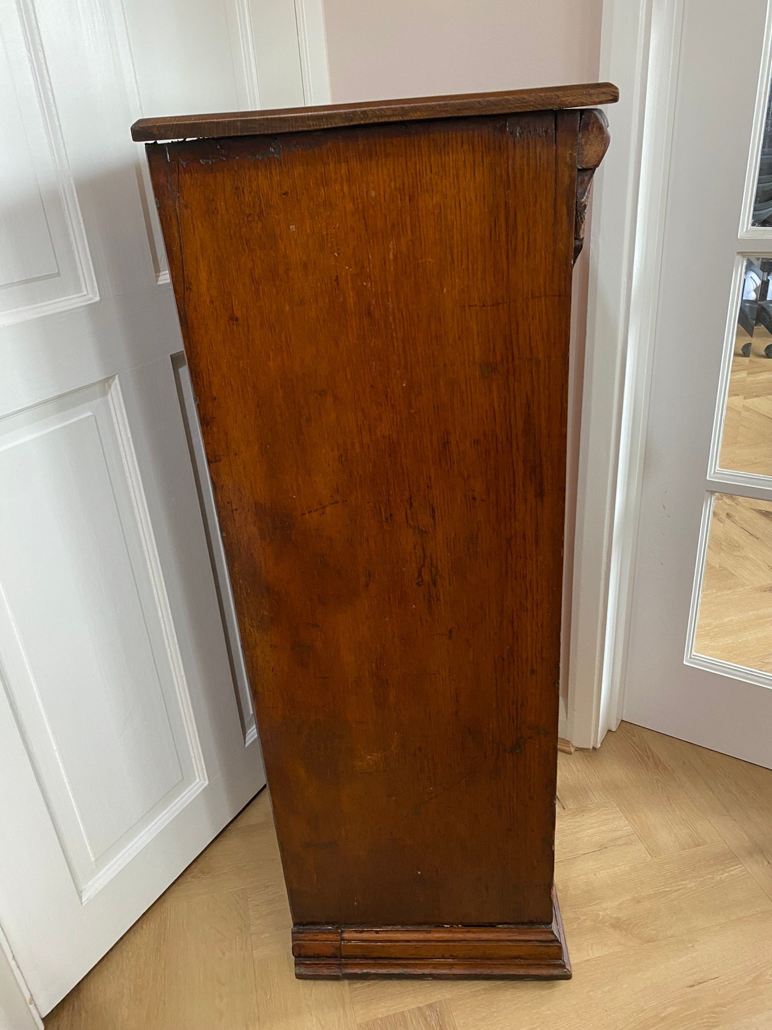 Victorian Wellington chest seven drawer oak tallboy drawers