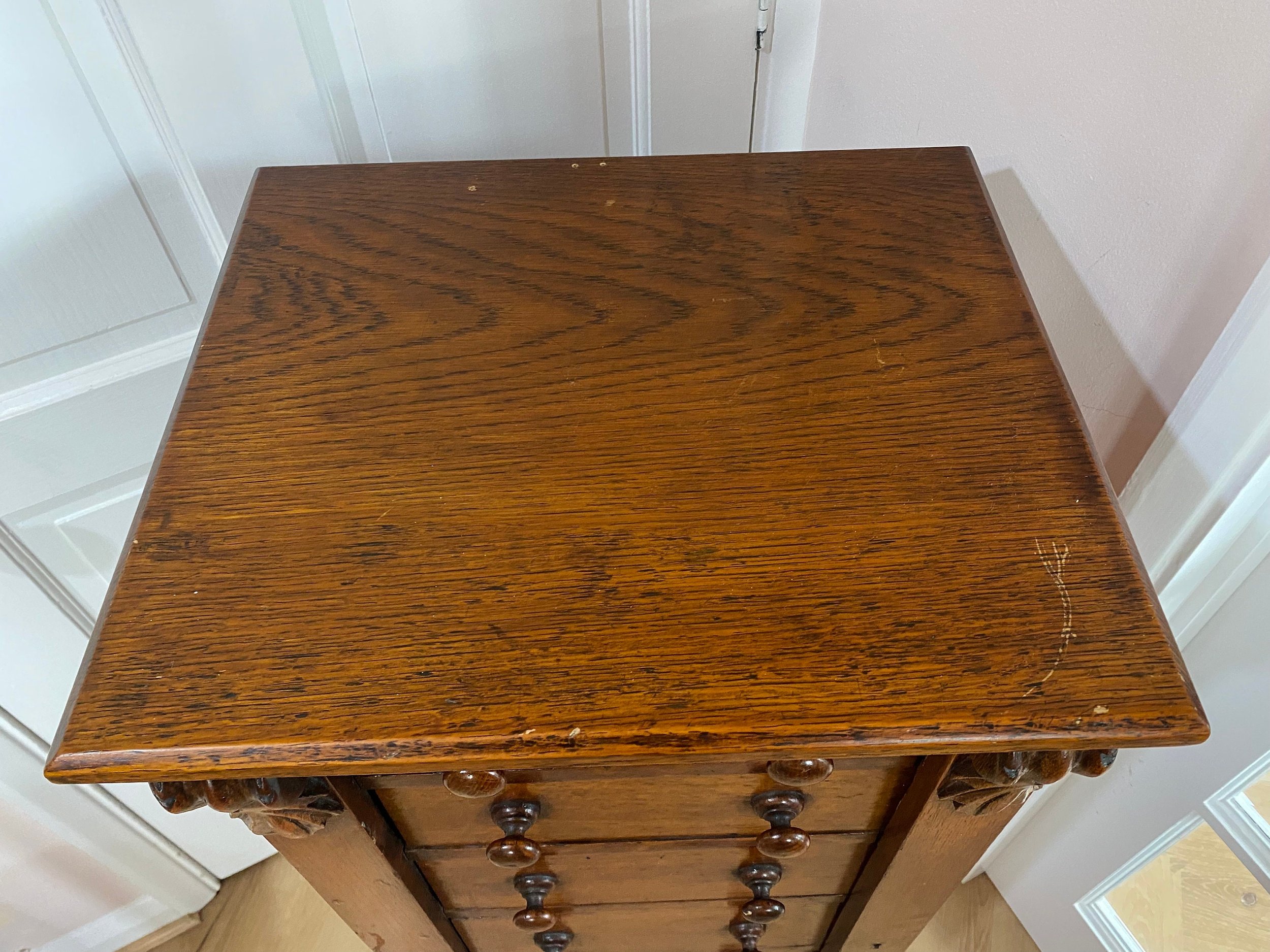 Victorian Wellington chest seven drawer oak tallboy drawers