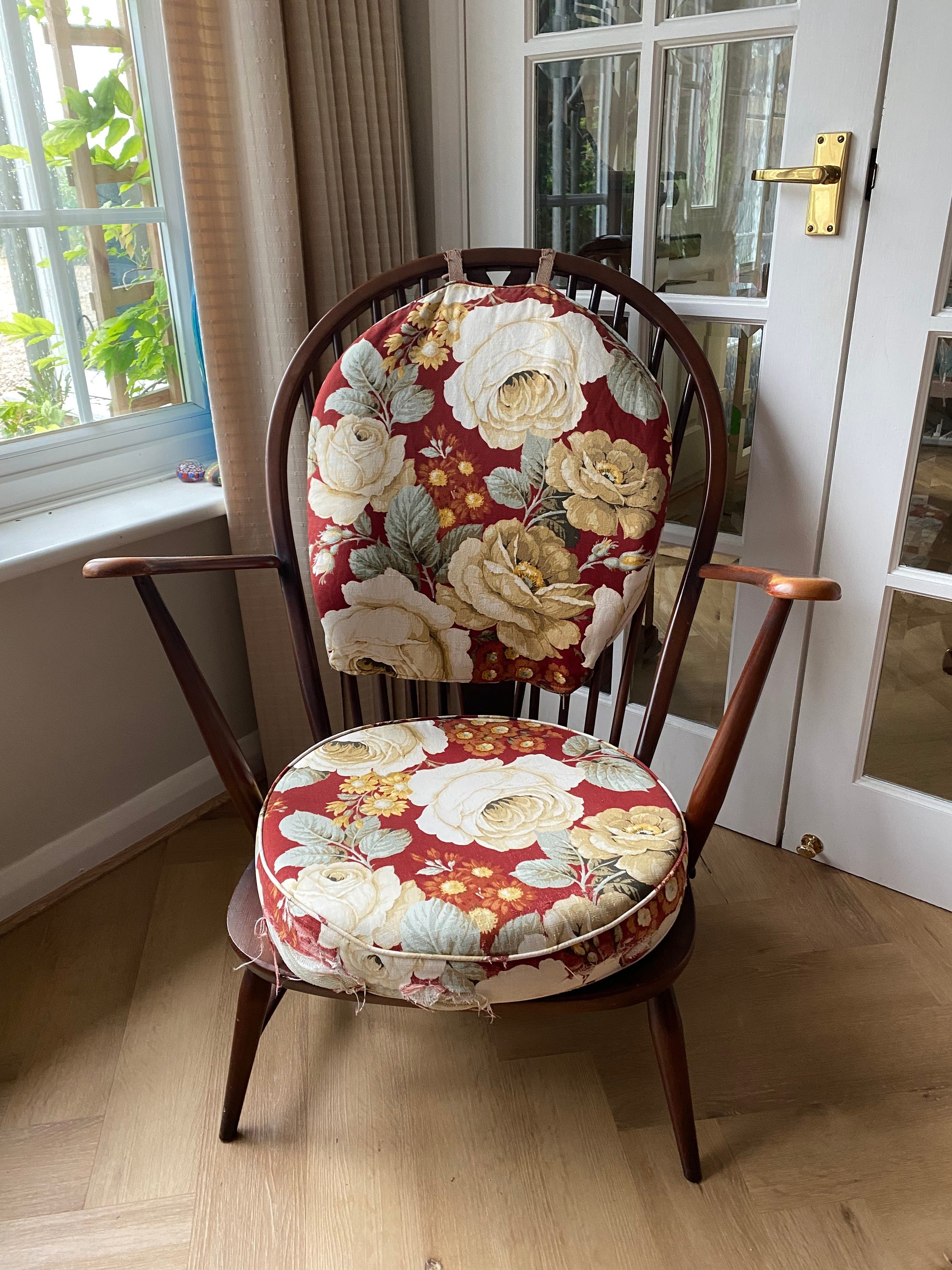 Vintage Ercol 1970s fleur de lis back armchair
