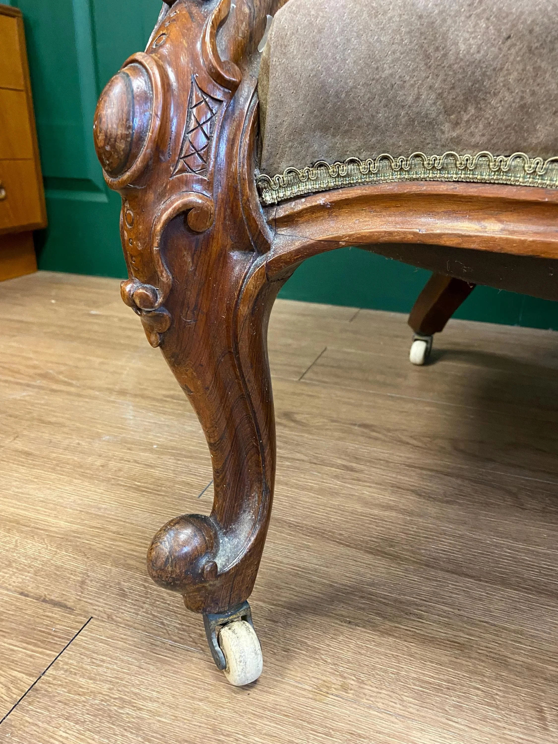 Antique 19th Century Victorian Ornate Carved Solid Walnut Framed Button Back Armchair, For Reupholstering
