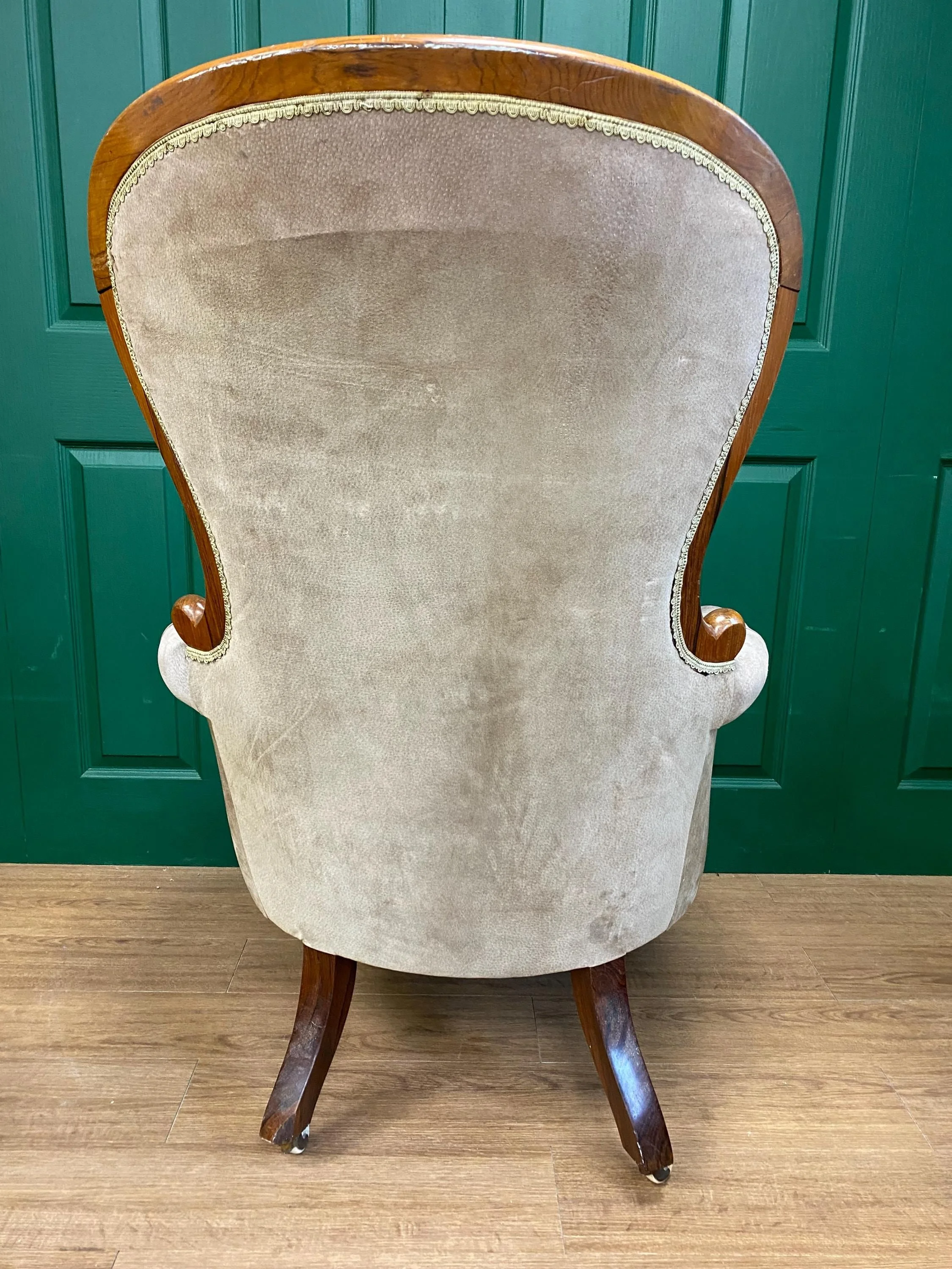 Antique 19th Century Victorian Ornate Carved Solid Walnut Framed Button Back Armchair, For Reupholstering