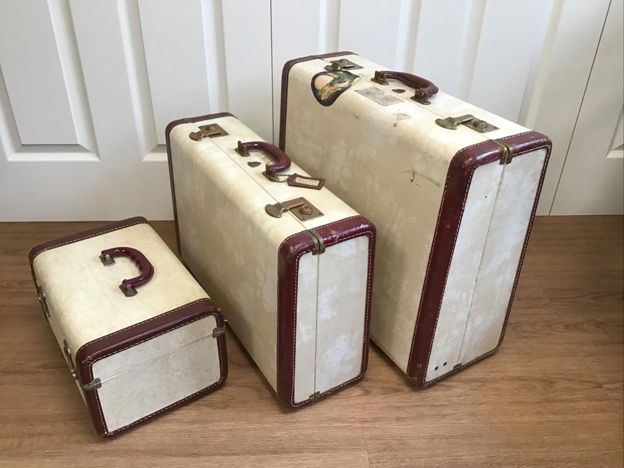 Vintage McBrine Baggage Suitcase Set
