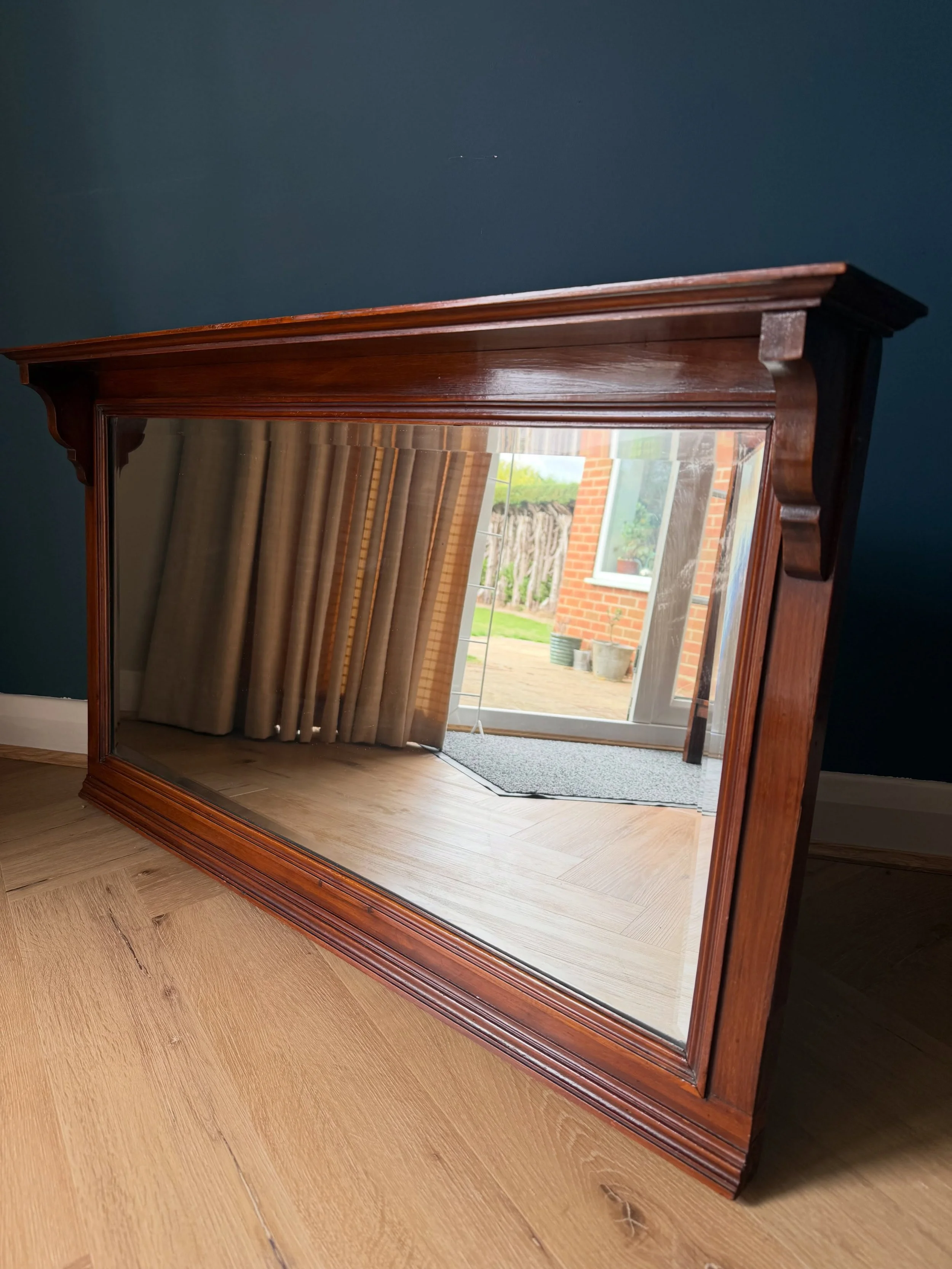 Three stunning antique pieces I am selling for a client. This stunning Edwardian over mantle mirror. Now available&hellip;

www.myvintagemarket.co.uk

#antiquefurniture #antiquemirror #hertfordshirebusiness