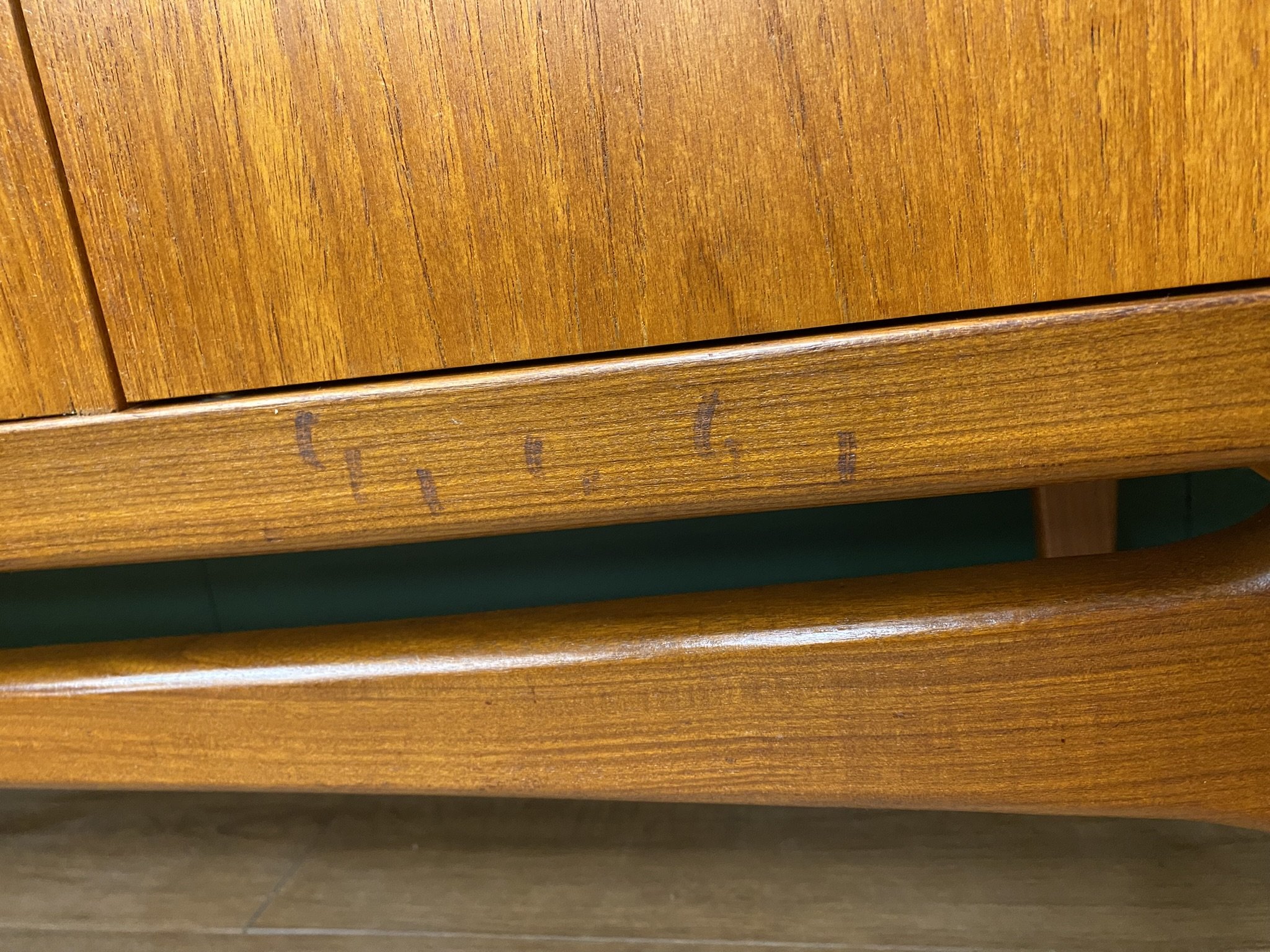 IMG_2898 - Copy.JPEG