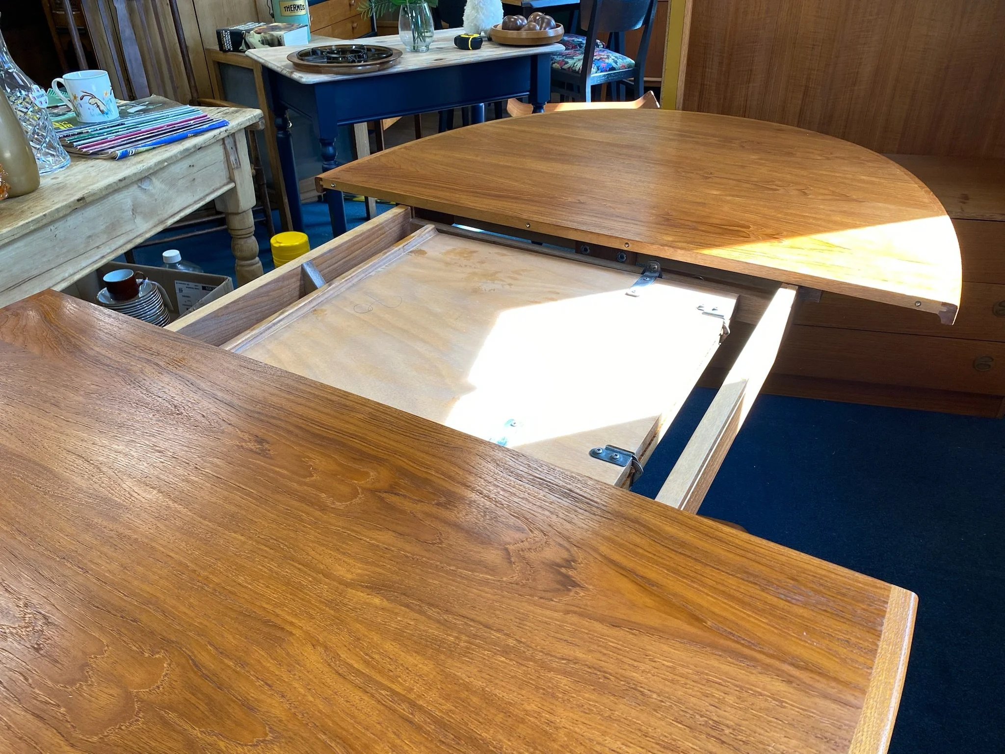 Mid Century Danish Teak oval butterfly extending table