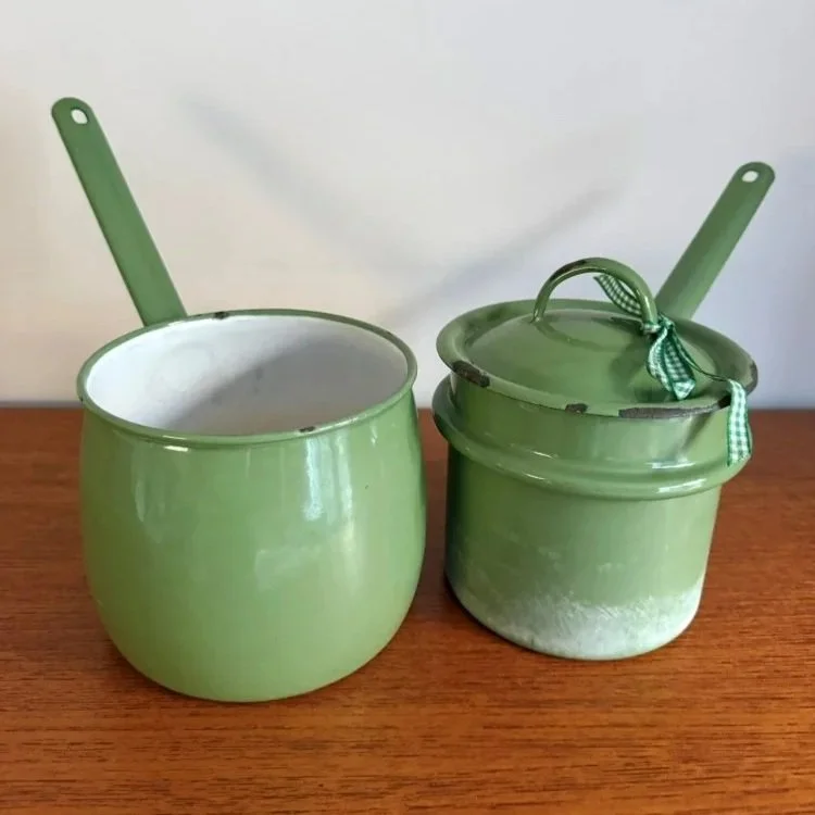 Vintage mid century rustic green enamel lidded saucepan