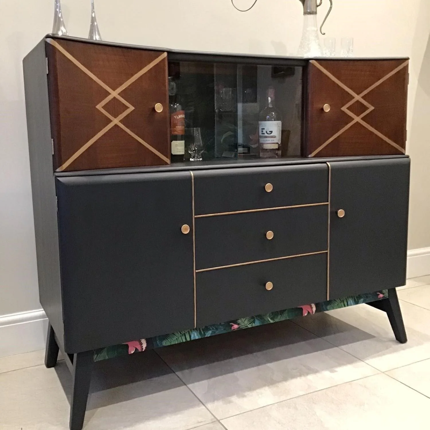 1930s vintage cocktail cabinet