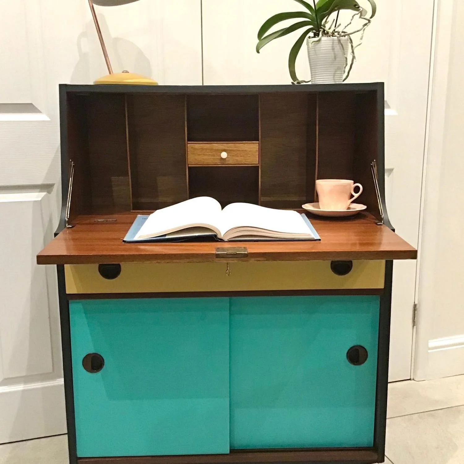 1960s bureau
