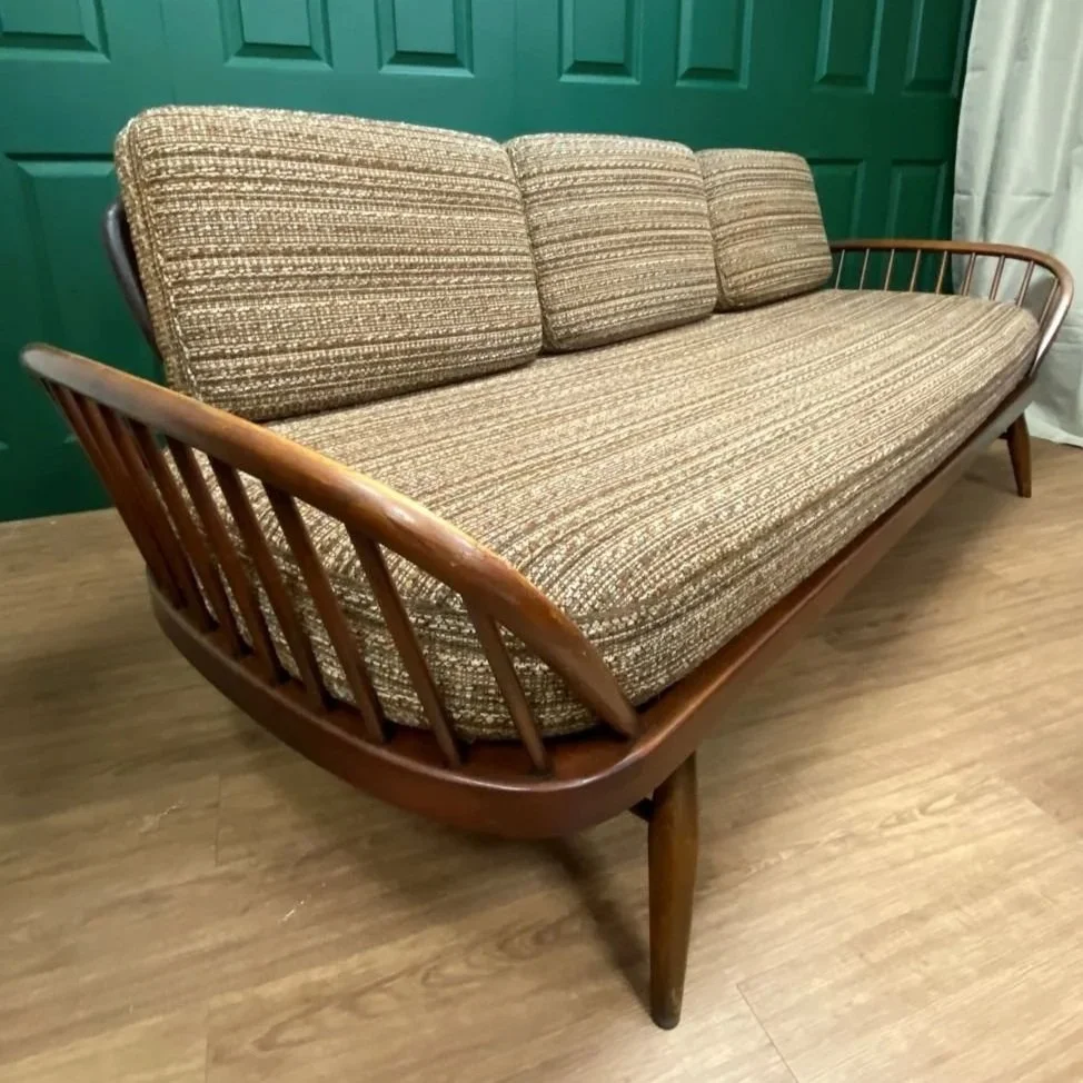 Mid century 1960s Ercol 355 day bed sofa Lucian Ercolani