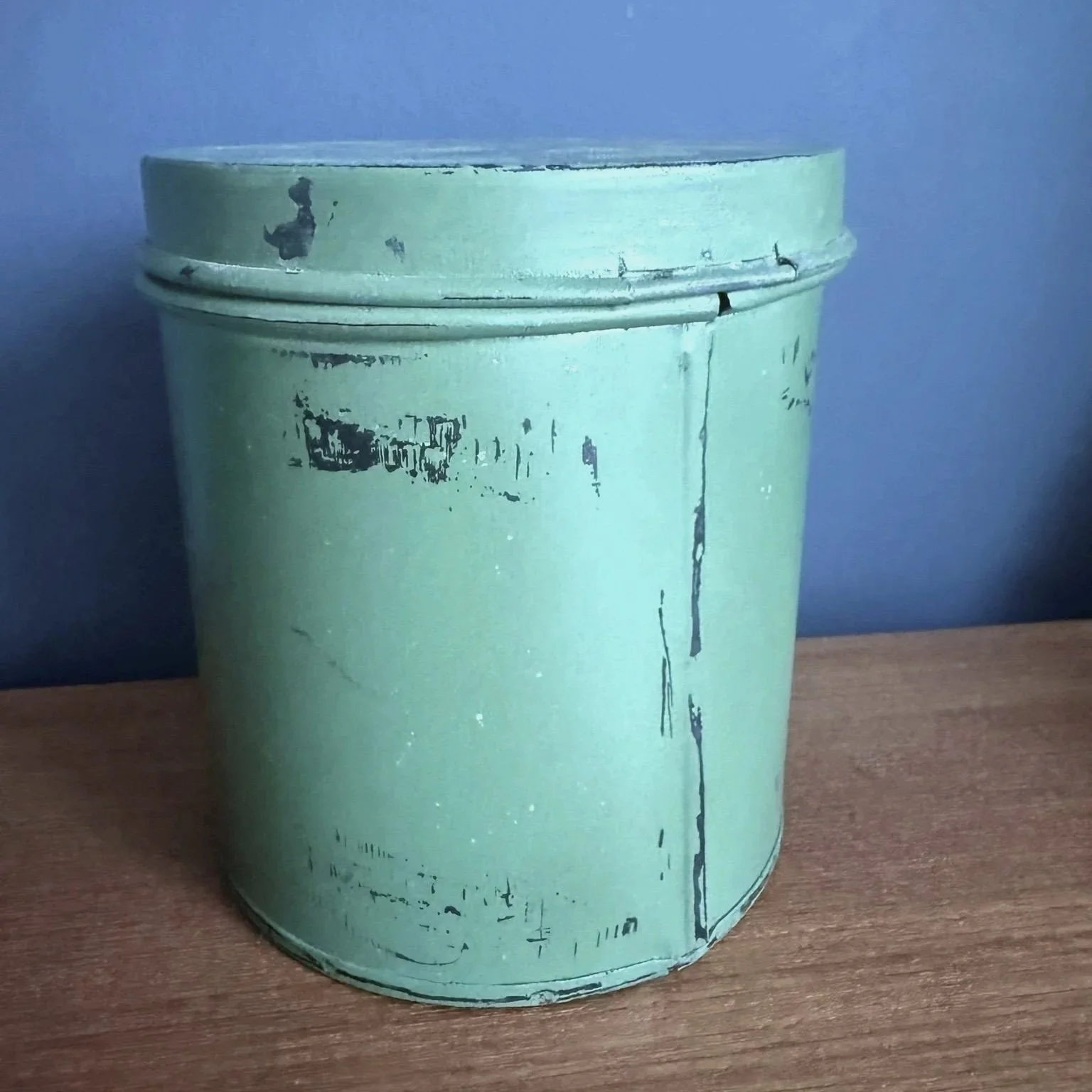 Vintage mid century rustic green enamel metal tea caddy container storage jar