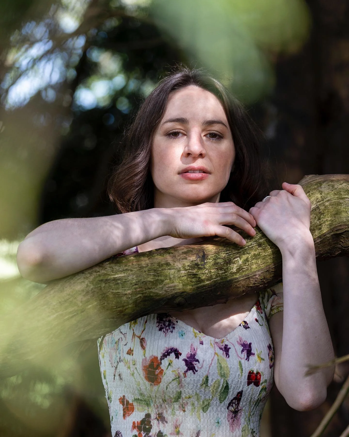 Part of the same set, it was great yesterday capturing portraits of @ewalad in Llandaff Fields. Really pleased how these turned out. Big thanks to the talented Ewa and to @stephane_james for organising. Looking forward to editing some more!
.
.
.
#po