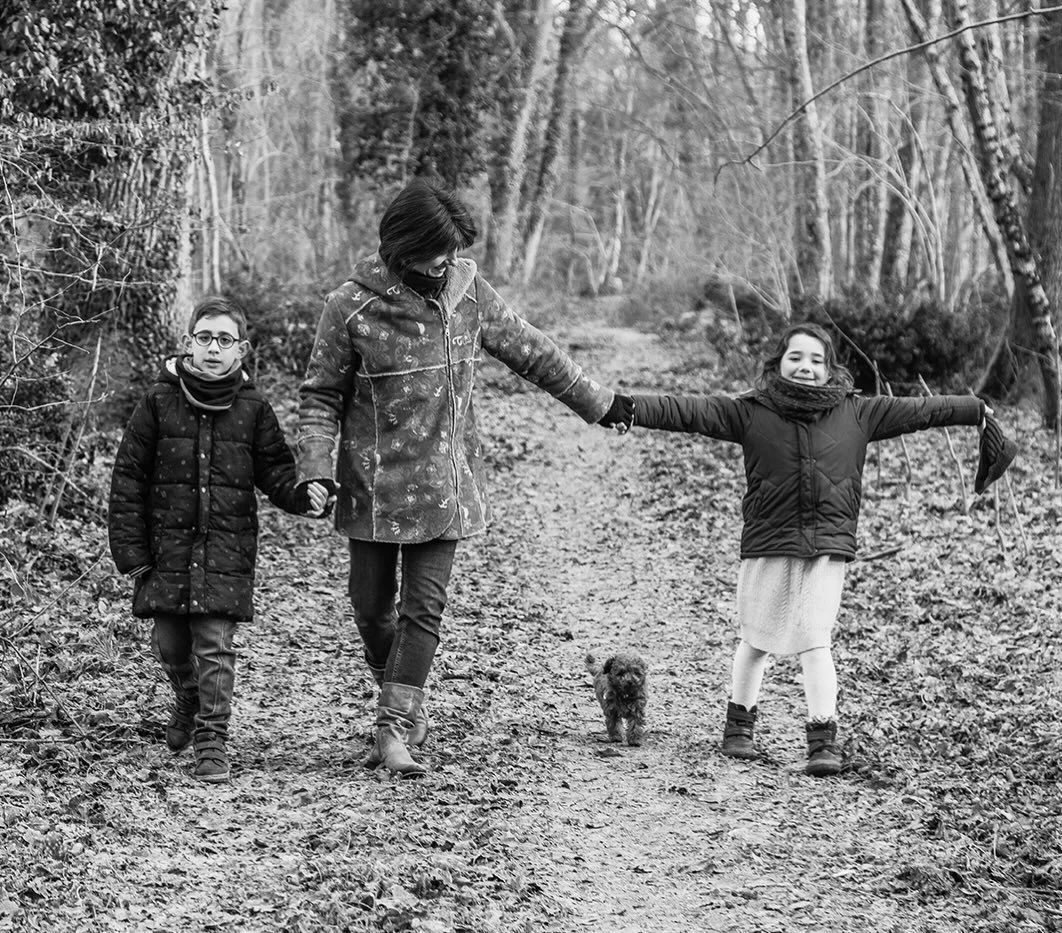 I know we&rsquo;re only a few steps into spring, but as a photographer working with families, I&rsquo;m on the road to Mother&rsquo;s Day already. 

This year, what if you give mom, or grandma, an experience of a lifestyle portrait session that celeb