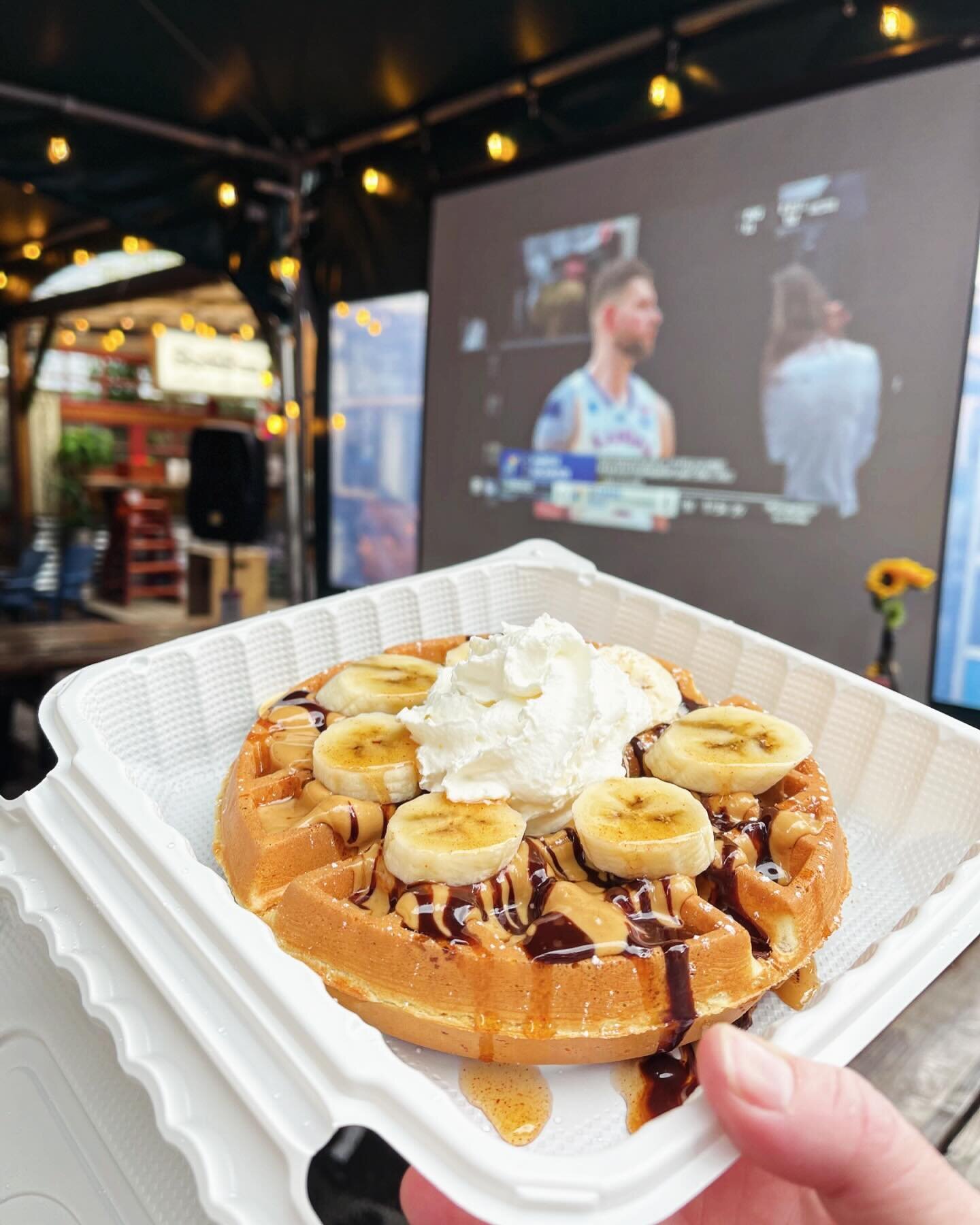 It&rsquo;s Saturday! There&rsquo;s basketball on and we&rsquo;ve got our GF Belgian Waffle the Fat Elvis 🕺 🪩 today! 

Stop by @arborlookcarts before they&rsquo;re all gone! We&rsquo;re open from 12p-8p unless we sell out! And don&rsquo;t forget&hel