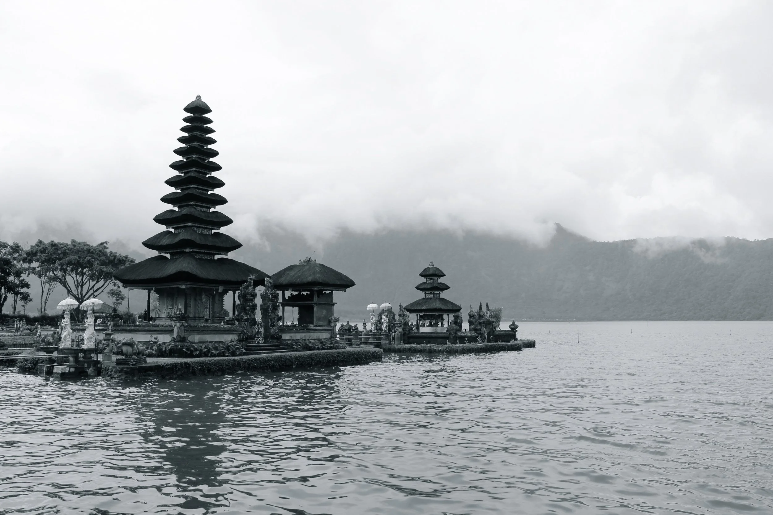 2013.05_Indonesia_ErikAshleyWedding.JPG