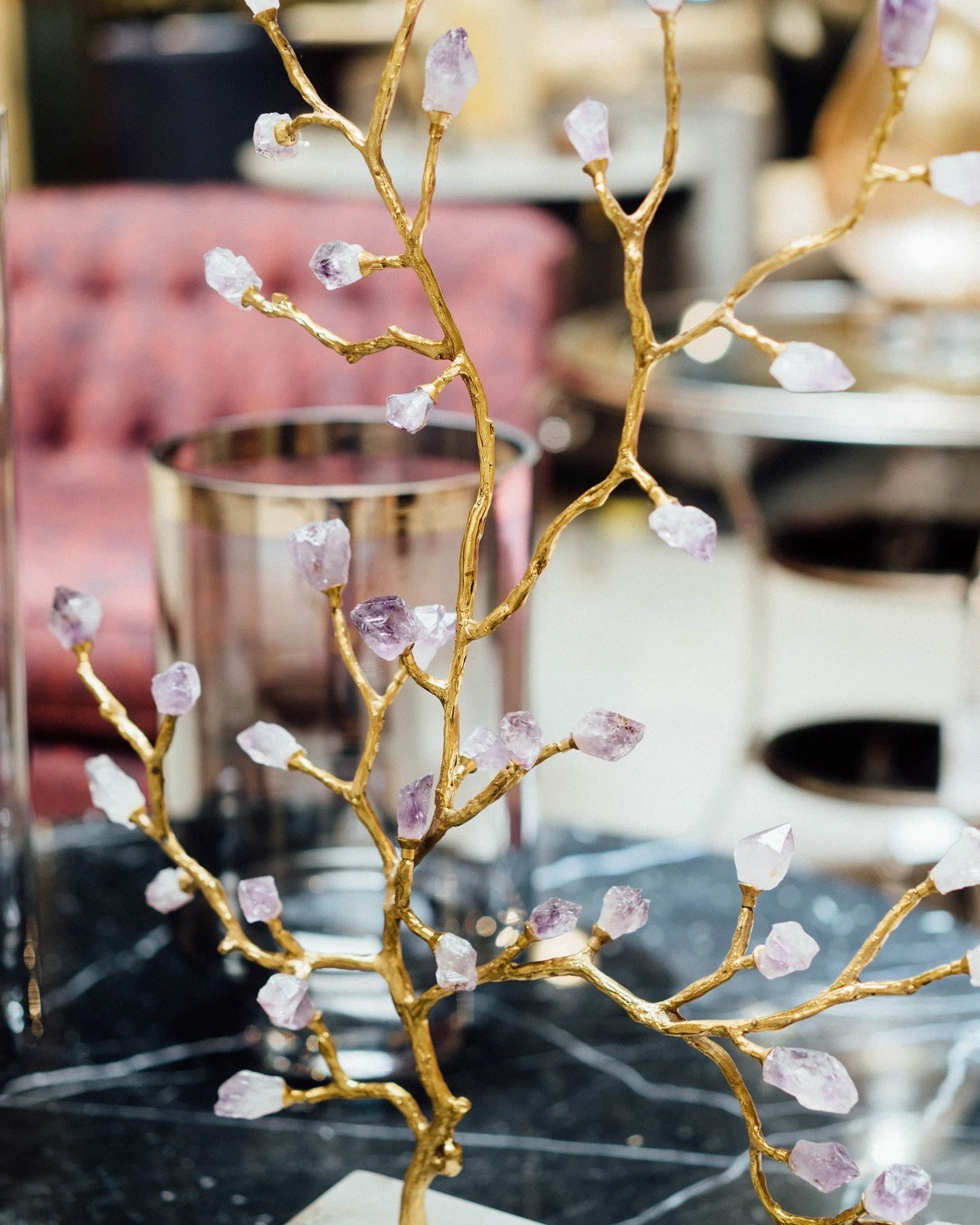 Elevated in the details, grounded in results. ✨

Our invoicing services are designed to support your business with both polish and precision. Once a proposal is approved, The Dove Agency generates and distributes accurate, fully branded invoices tail