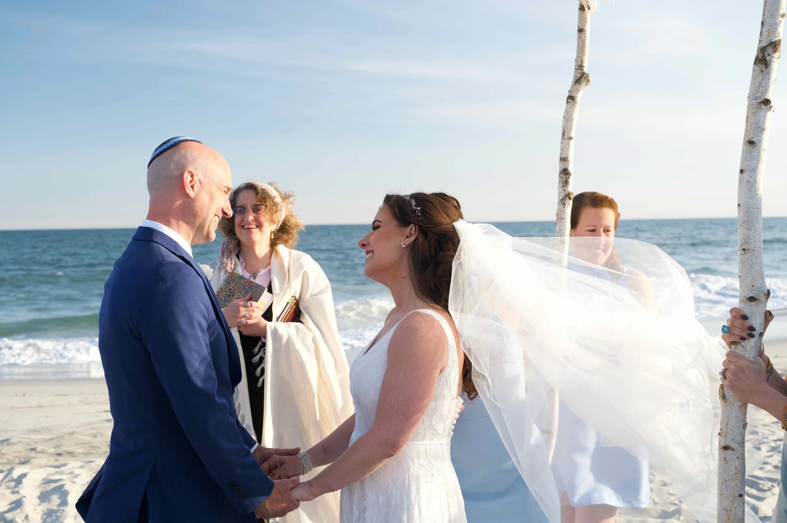 Beach wedding, Fun moment.jpeg