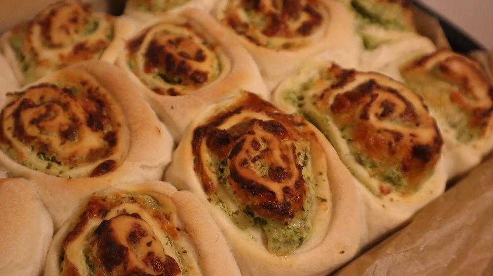 Pull Apart Bread with Romesco Sauce Recipe