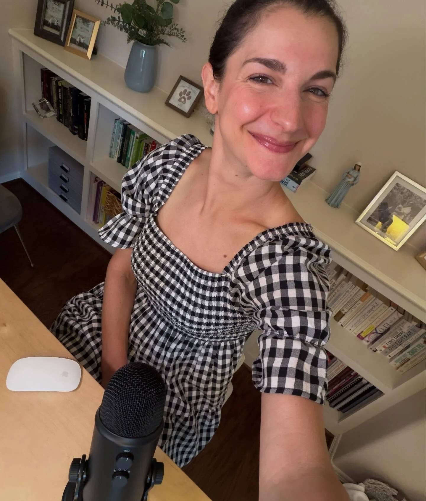 GUESS WHAT?!

It&rsquo;s all coming together 🎙️ 💛

The Catholic Fertility Podcast Launching Soon !!! 

The Catholic Fertility Podcast is a place where faith, fertility, and functional nutrition come together. It&rsquo;s a space for women who are lo