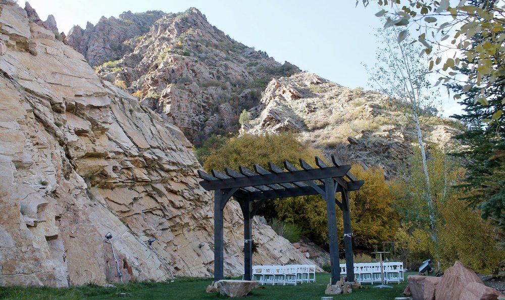 Wedding Venues in Salt Lake City: The Louland Falls