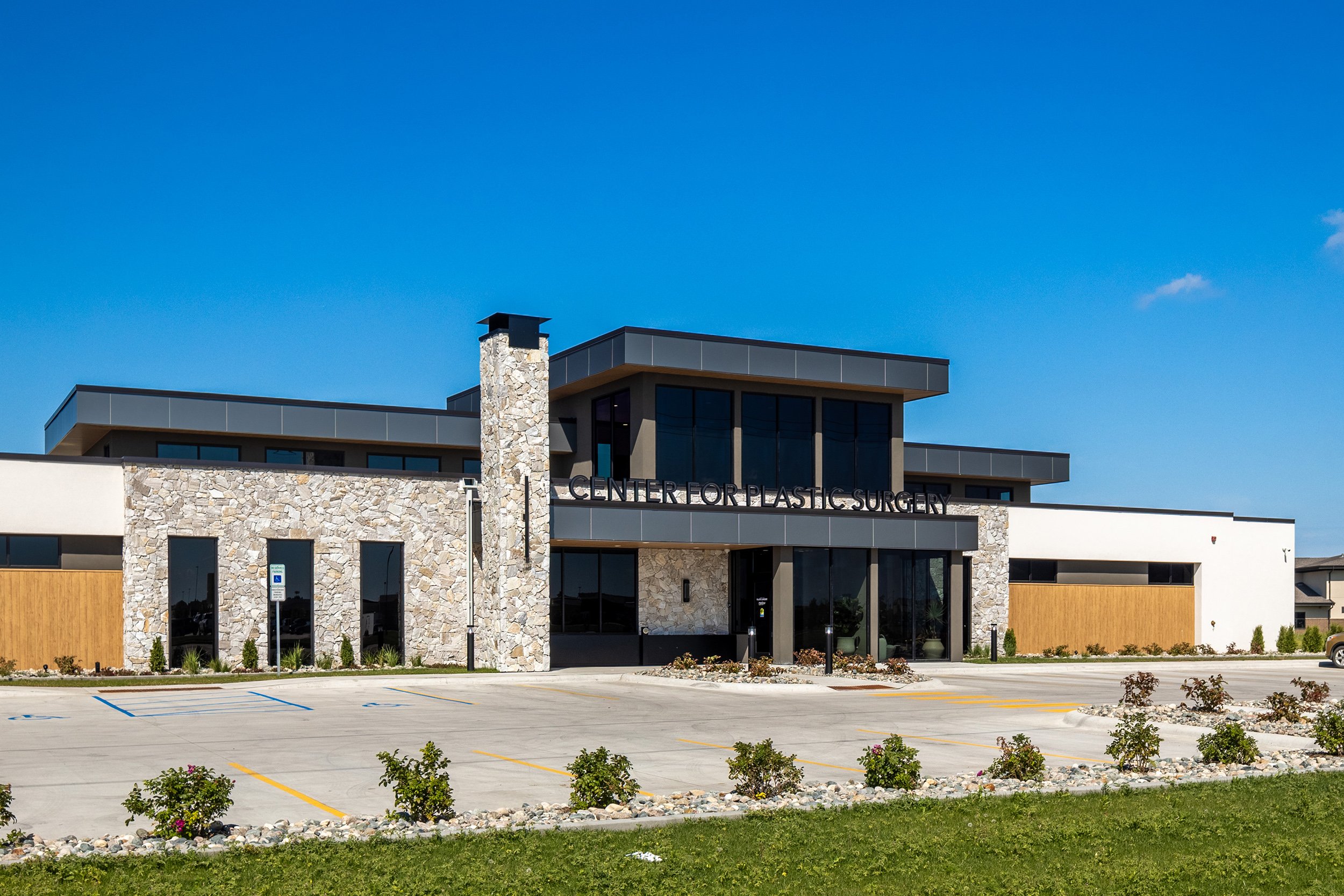 PlasticSurgeryCenter_BrandiYoungmark_Photo-22-ss.jpg