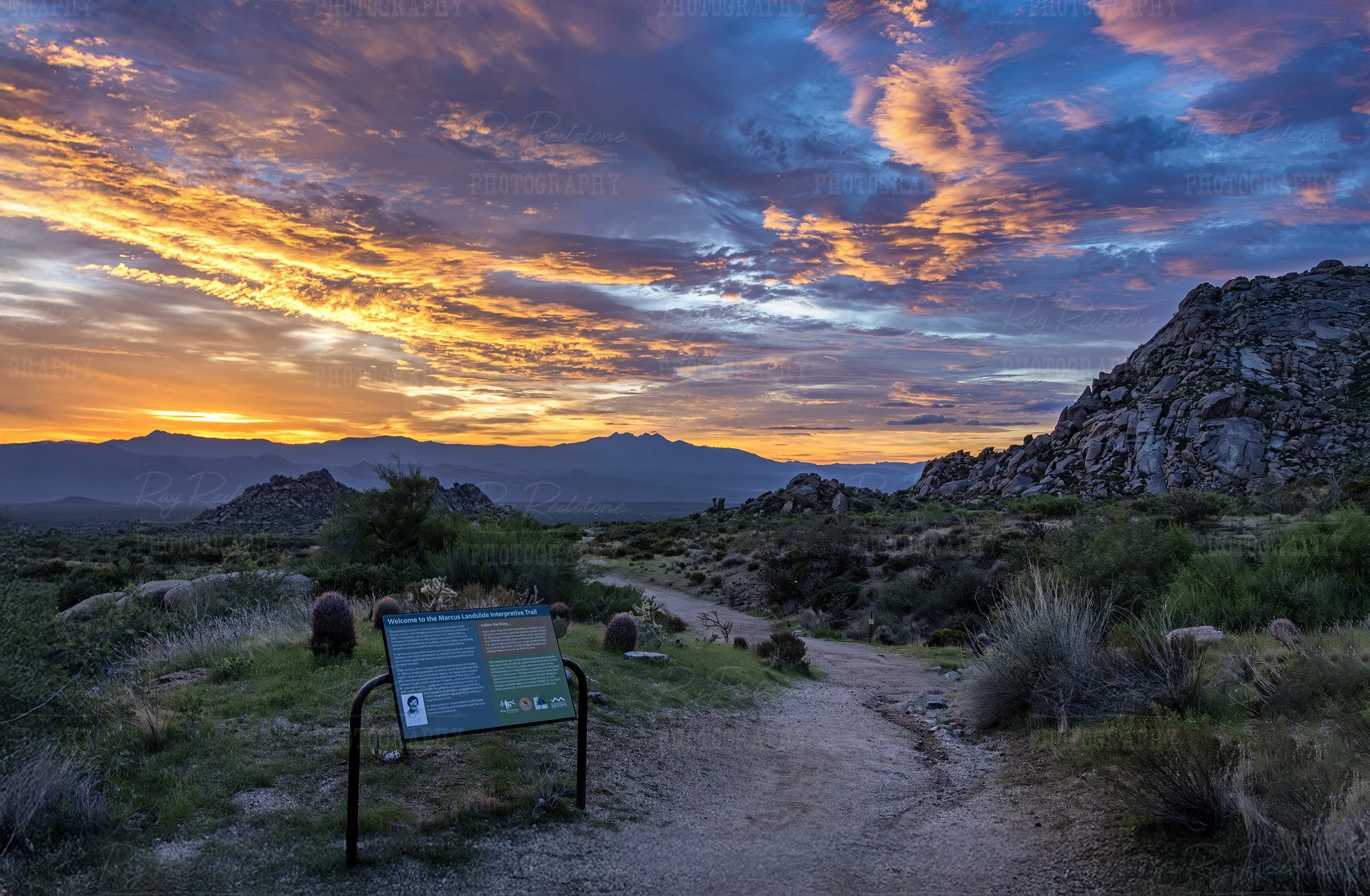 Sunrise Scenery At The Toms Thumb Trailhead In Scottsdale AZ