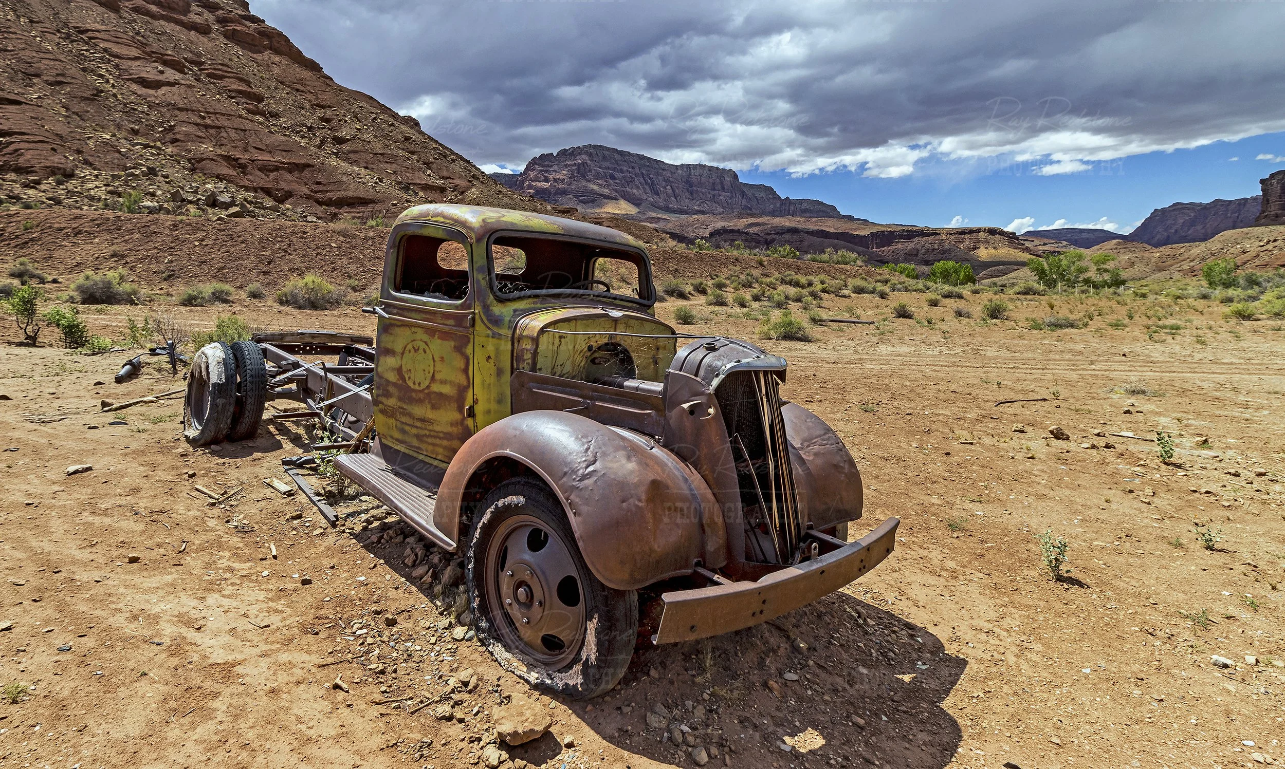 Old Rusted Vintage Truck With Cool Patina In The Arizona Desert