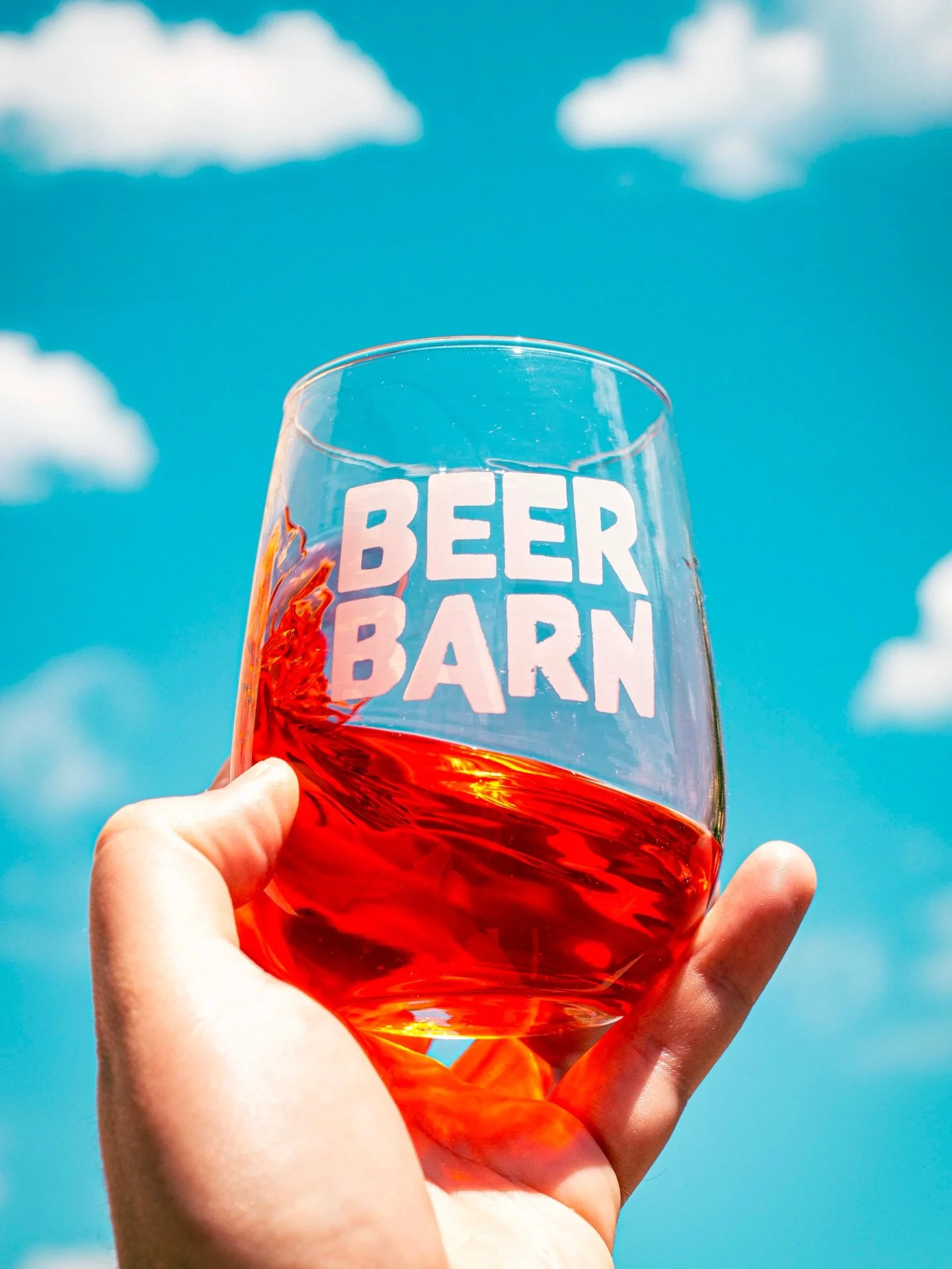 When in doubt, pinkies out 🤙🍷

Join us this Saturday for our wine tasting at our Easter Golf Eggstravaganza! We&rsquo;ll be sipping fermented grape juice from 1pm - 4pm (swipe left to see what we&rsquo;ll be pouring) You can snag one of these sweet