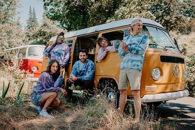 🚌 GIVEAWAY ENDS TOMORROW! 🚌 You thought there was only one sweater? There&rsquo;s actually five total! (S-XXL)... We need your help! After the winner picks their size tomorrow morning, what should we do with the remaining four? Would you prefer a s