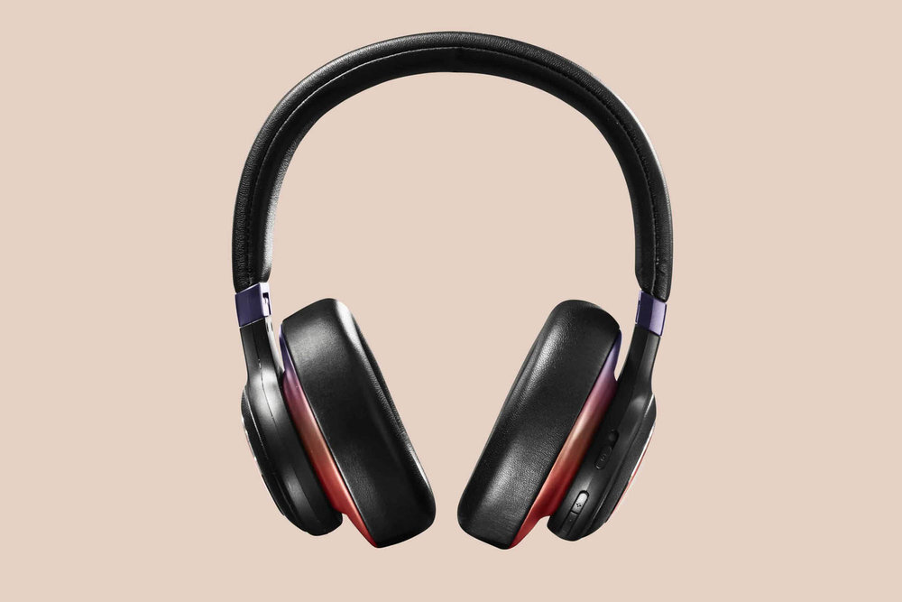 headphones2.jpg