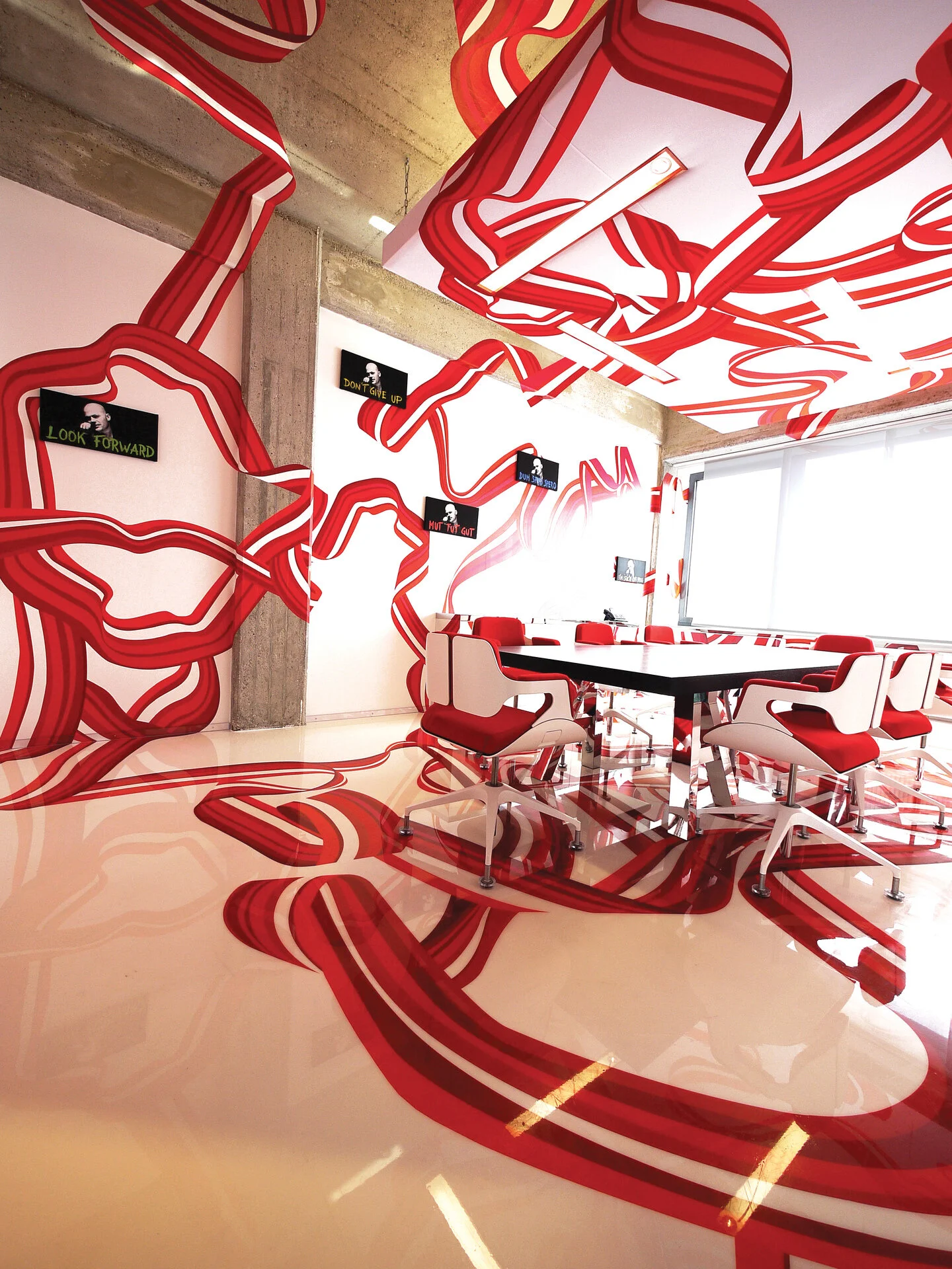   Hirmer Immobilien Gmbh &amp; Co. KG conference room, walls &amp; floor with FreeFlow wallpaper from Curious Boy, Artwork by Flatz  