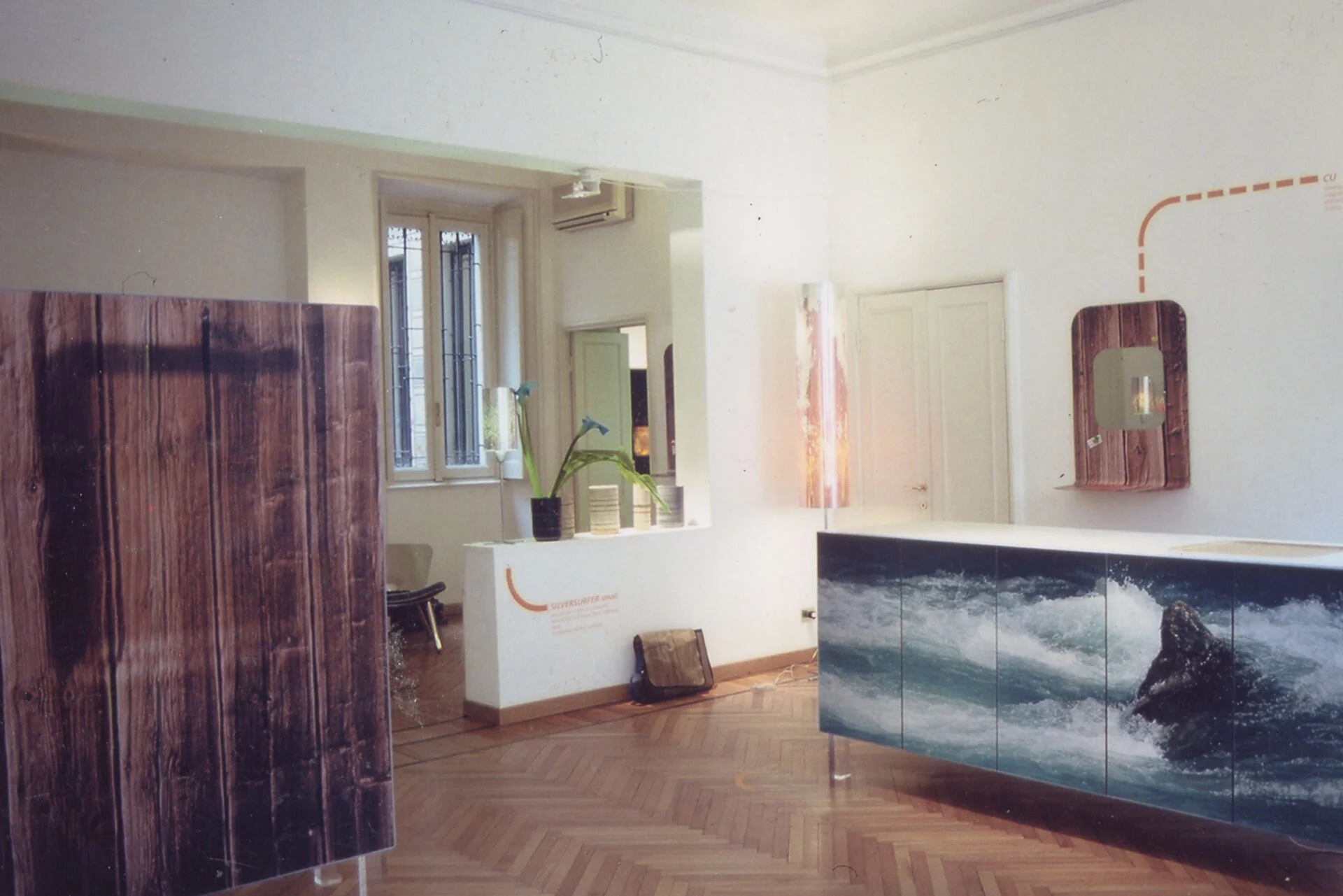 INTERNOS_2001_Press3.jpg