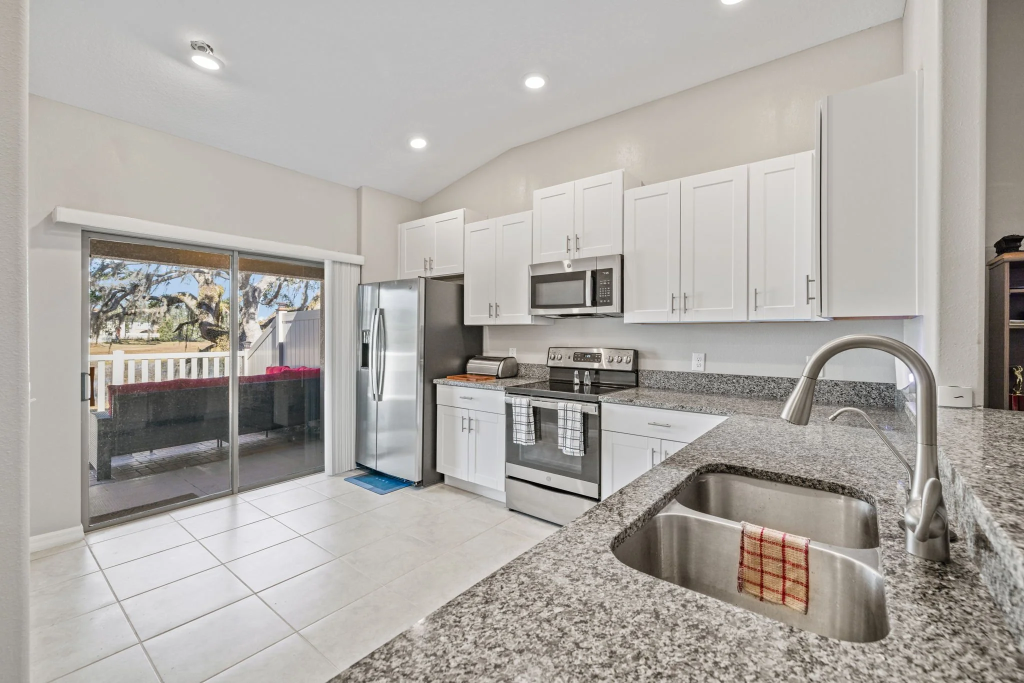 11-web-or-mls-Firelight Images 54.jpg