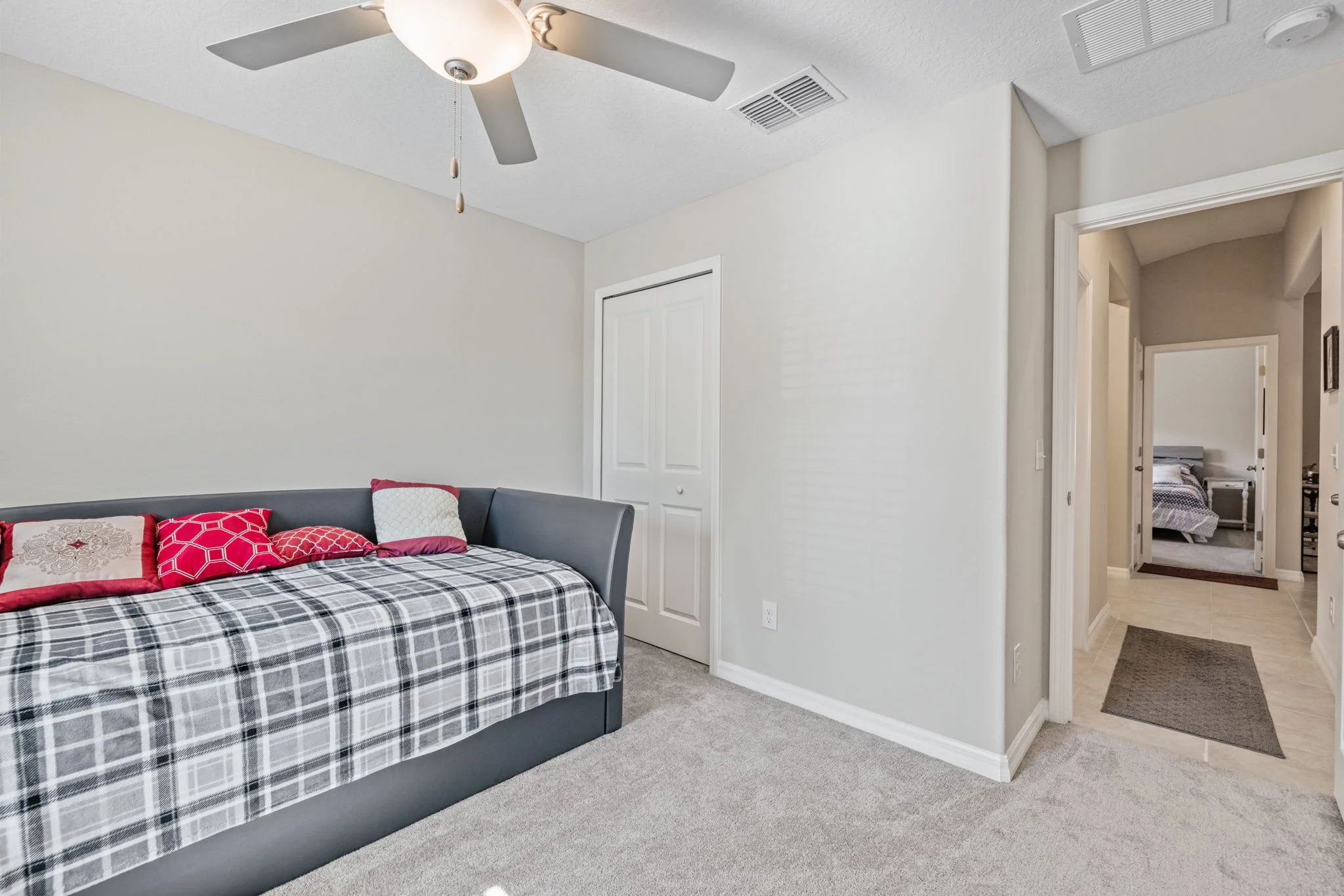 27-web-or-mls-Firelight Images 46.jpg