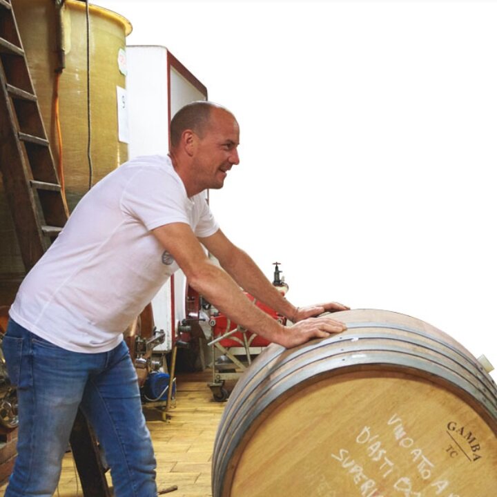 Guido Vada_at the winery_v2.jpg