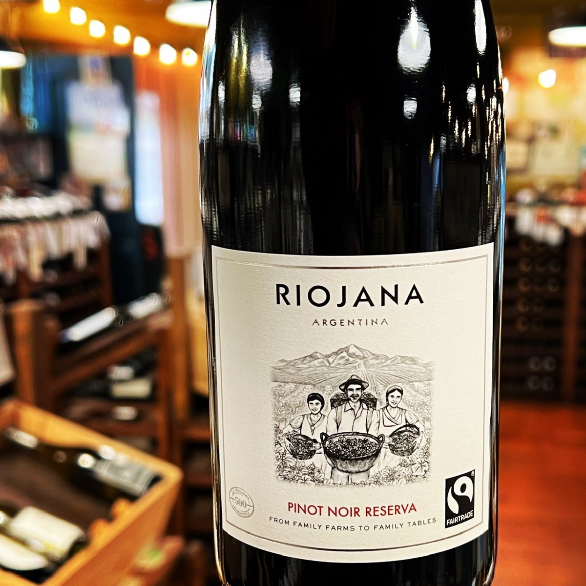 Label_AR_Riojana Pinot Noir.jpg