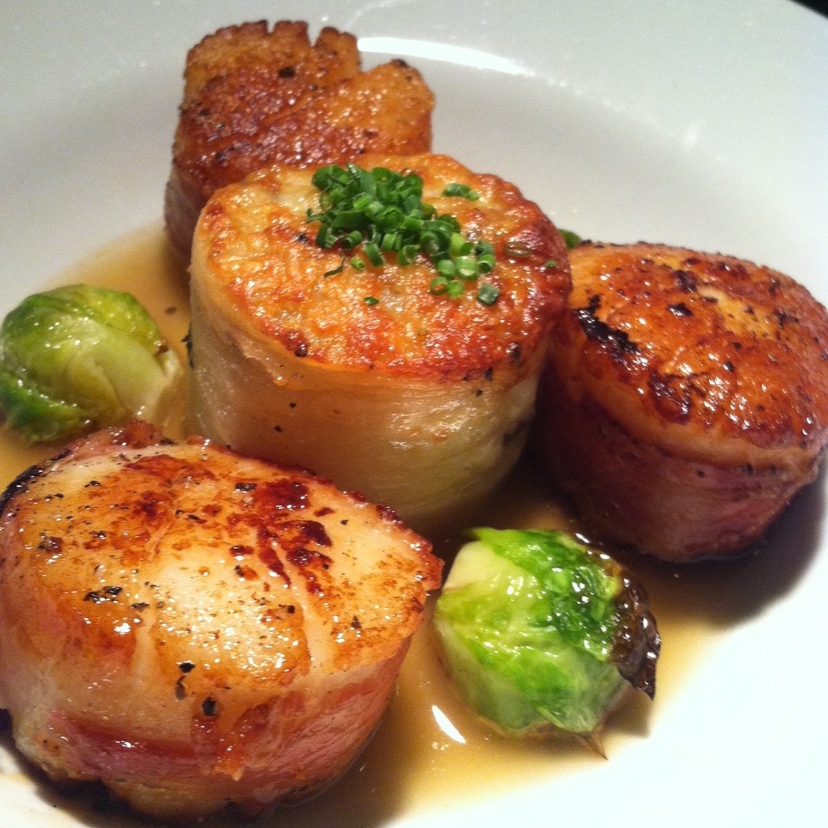 Food_Chef Tracey_scallops_square.jpg