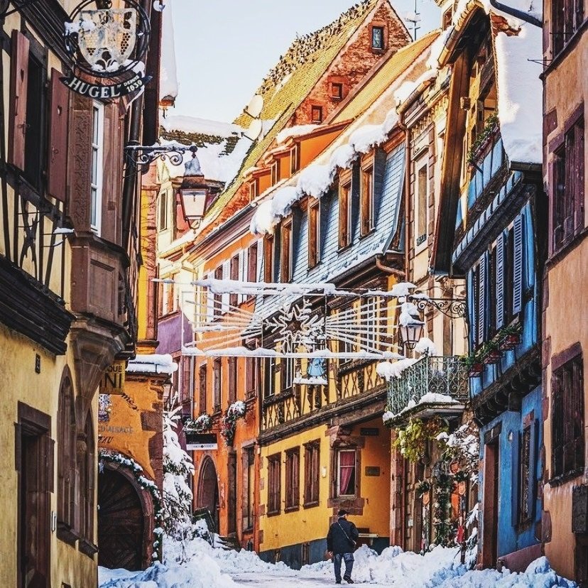 Dopff & Irion_town Riquewihr_square.jpg