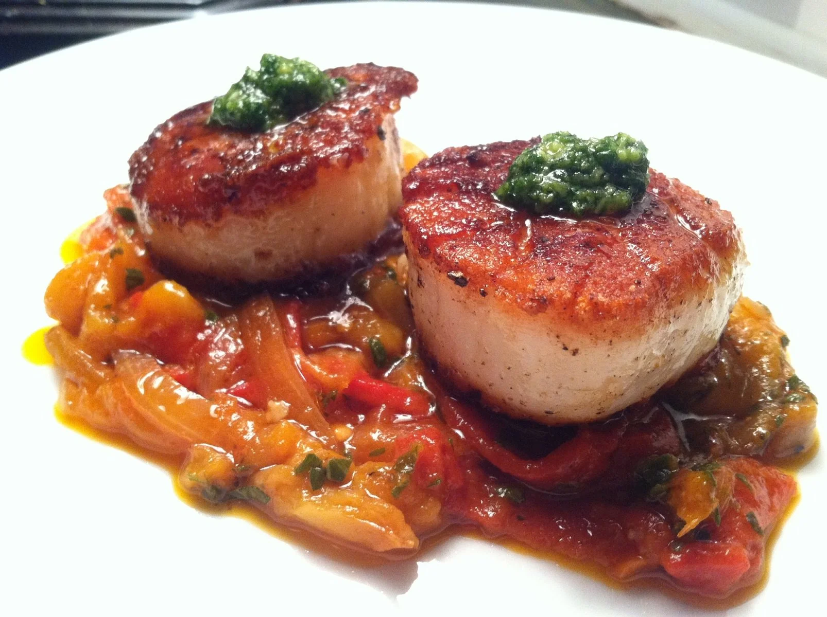 Food_Chef Tracey_scallops_v2.jpg