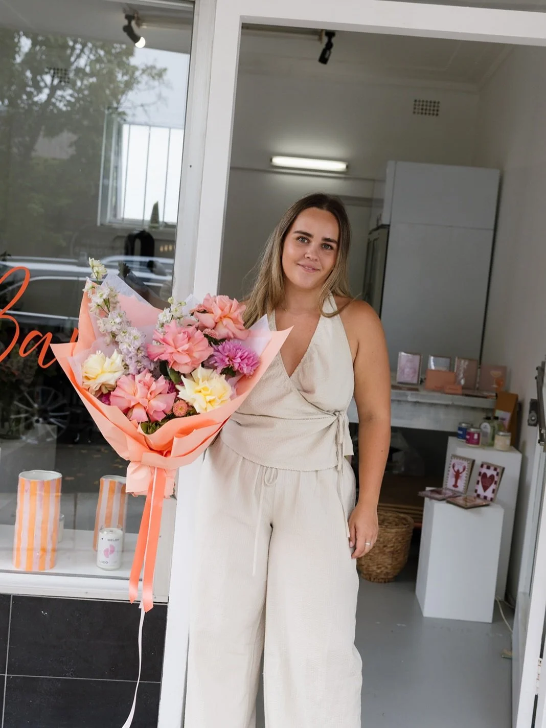 New Opening Alert!🚨Say hello to The Bloom Bar by @el_botanical, The Shire&rsquo;s newest florist, now open in Caringbah! 😍

Step inside for a gorgeous selection of fresh flowers, unique vases, and beautiful giftware. Whether you&rsquo;re treating y