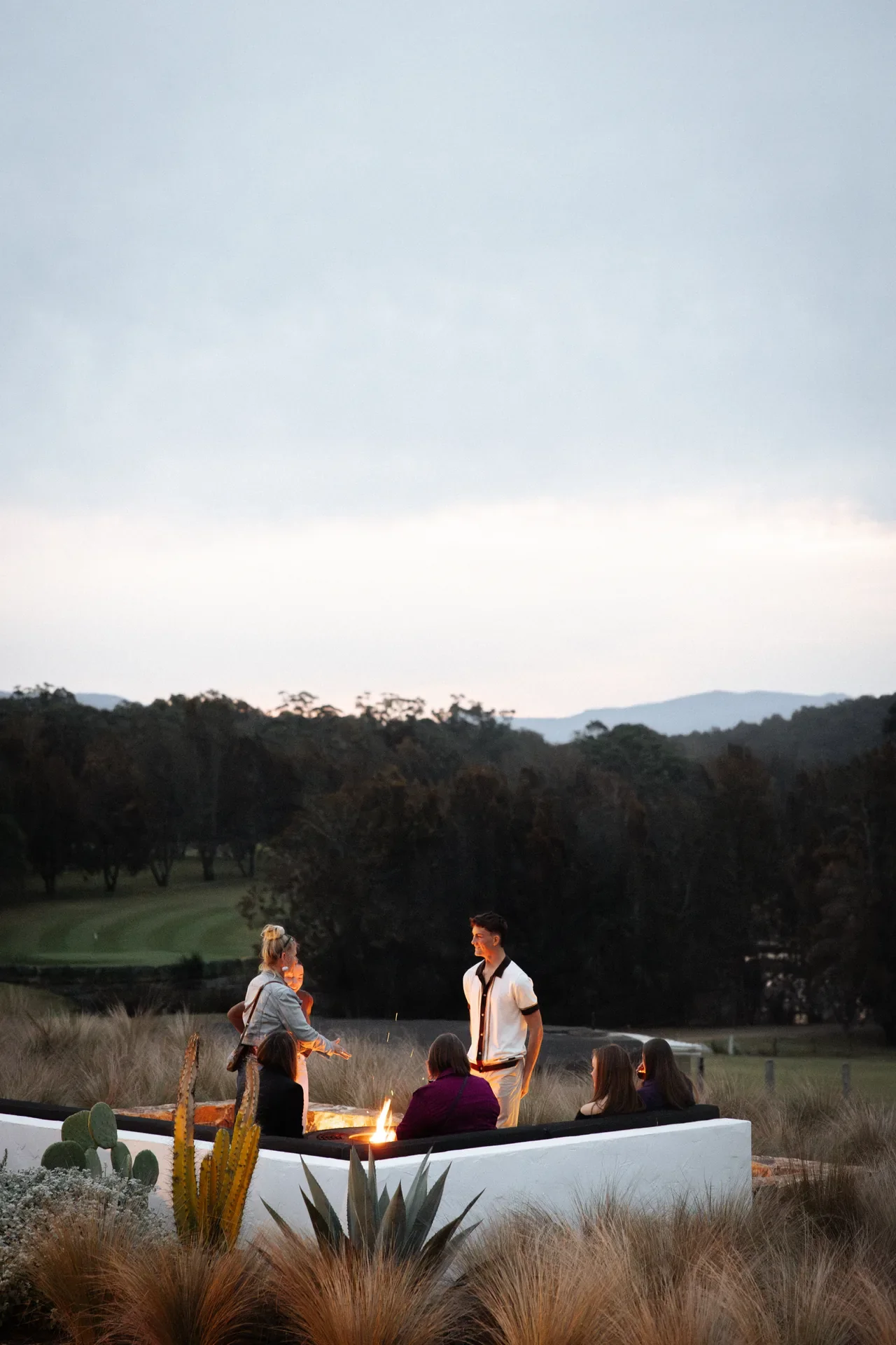 oaks-ranch-firepit-gathering-valley-view.webp